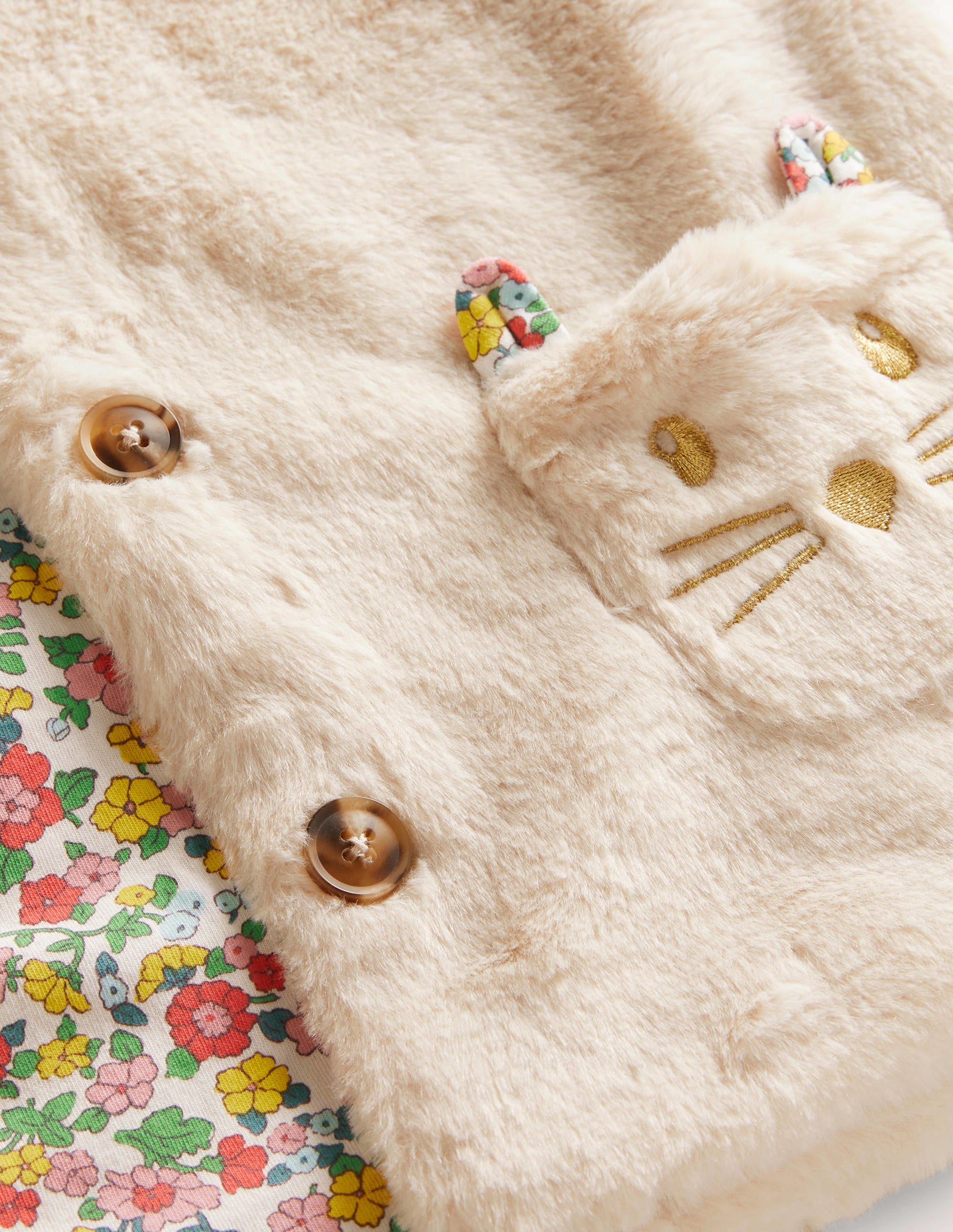 White Faux Fur Gilet with Cat Pockets-Hellbeige - Image 3