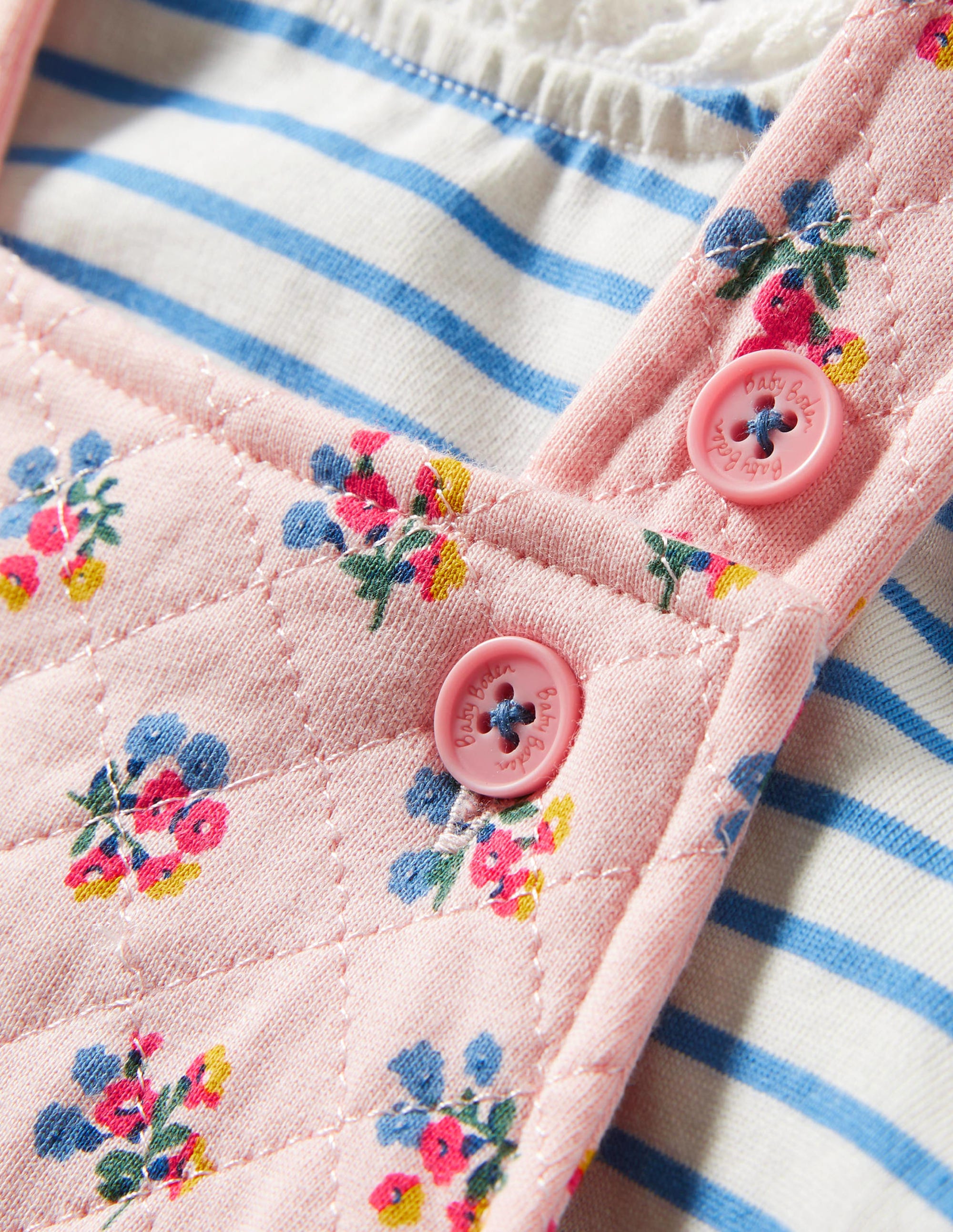Ensemble avec salopette matelassée-Bouquet rose Provence poudré - Image 3