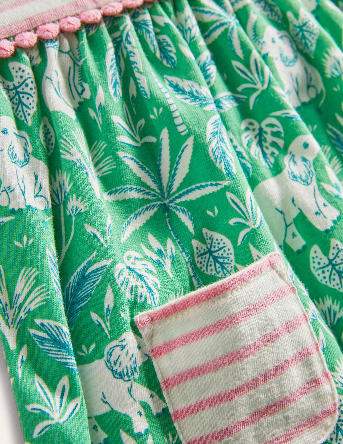 Ärmelloses Jerseykleid-Aloe-Vera-Grün, Elefanten/Palmen - Image 3