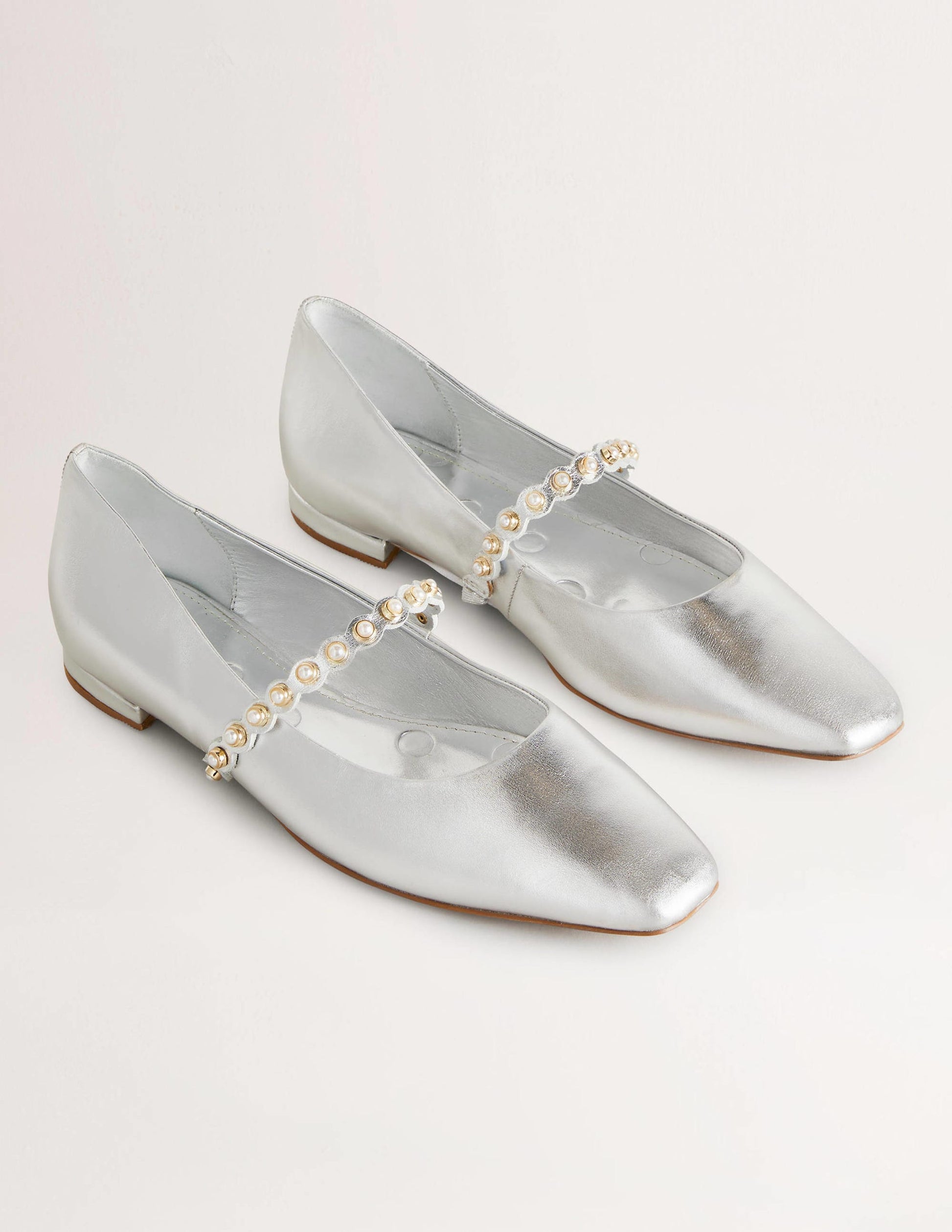Ballerinas mit Perlenriemen-Silber-Metallic-2