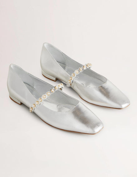 Ballerinas mit Perlenriemen-Silber-Metallic