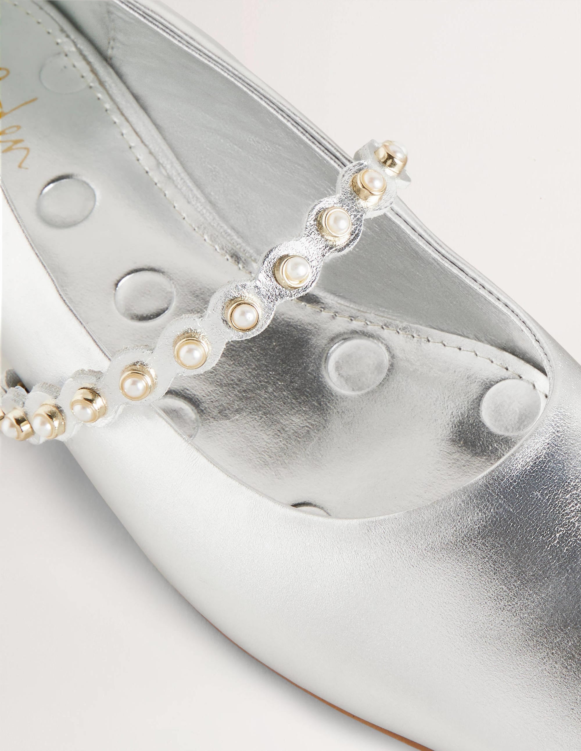 Ballerinas mit Perlenriemen-Silber-Metallic - Image 3