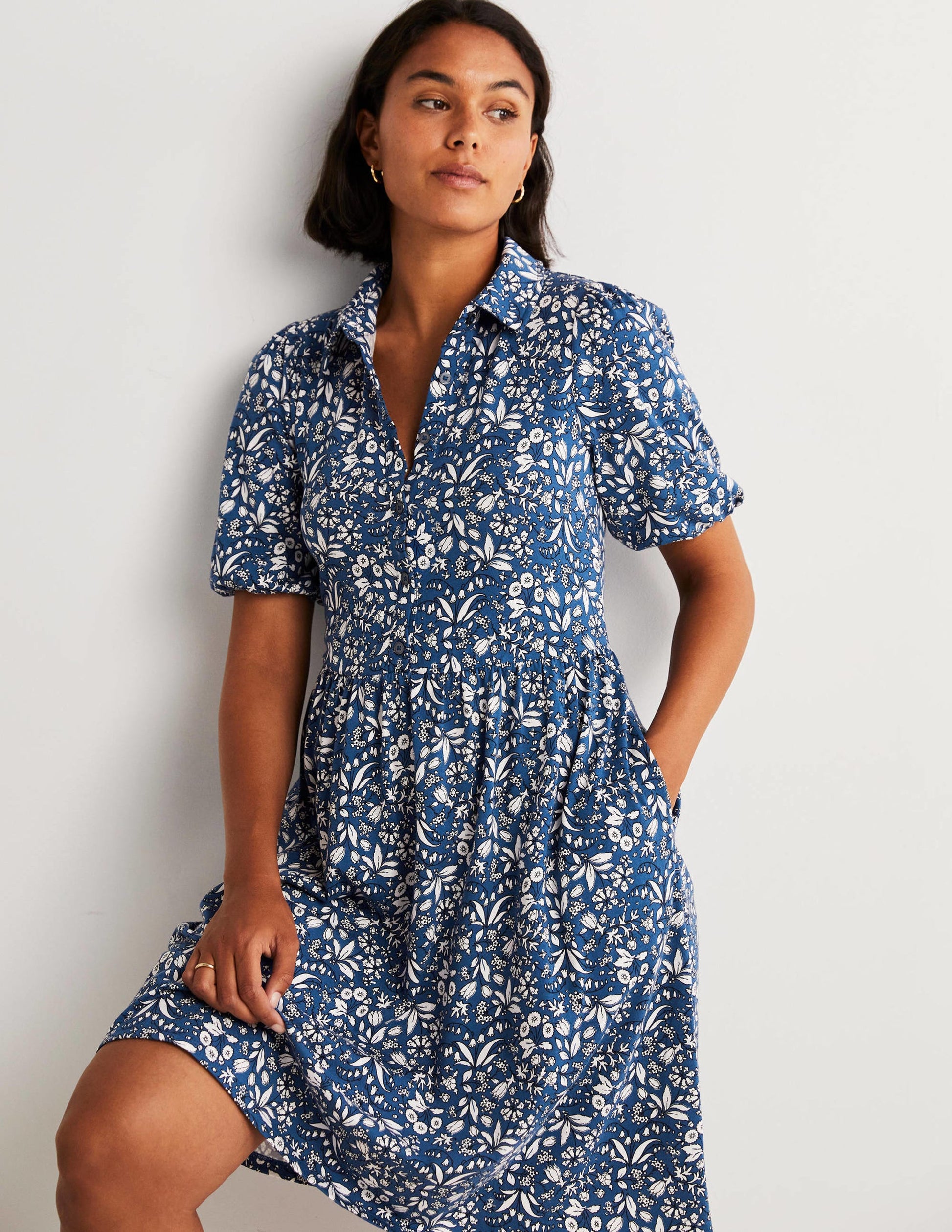 Mini robe-chemise en jersey-Bleu mer, fleur sauvage-4