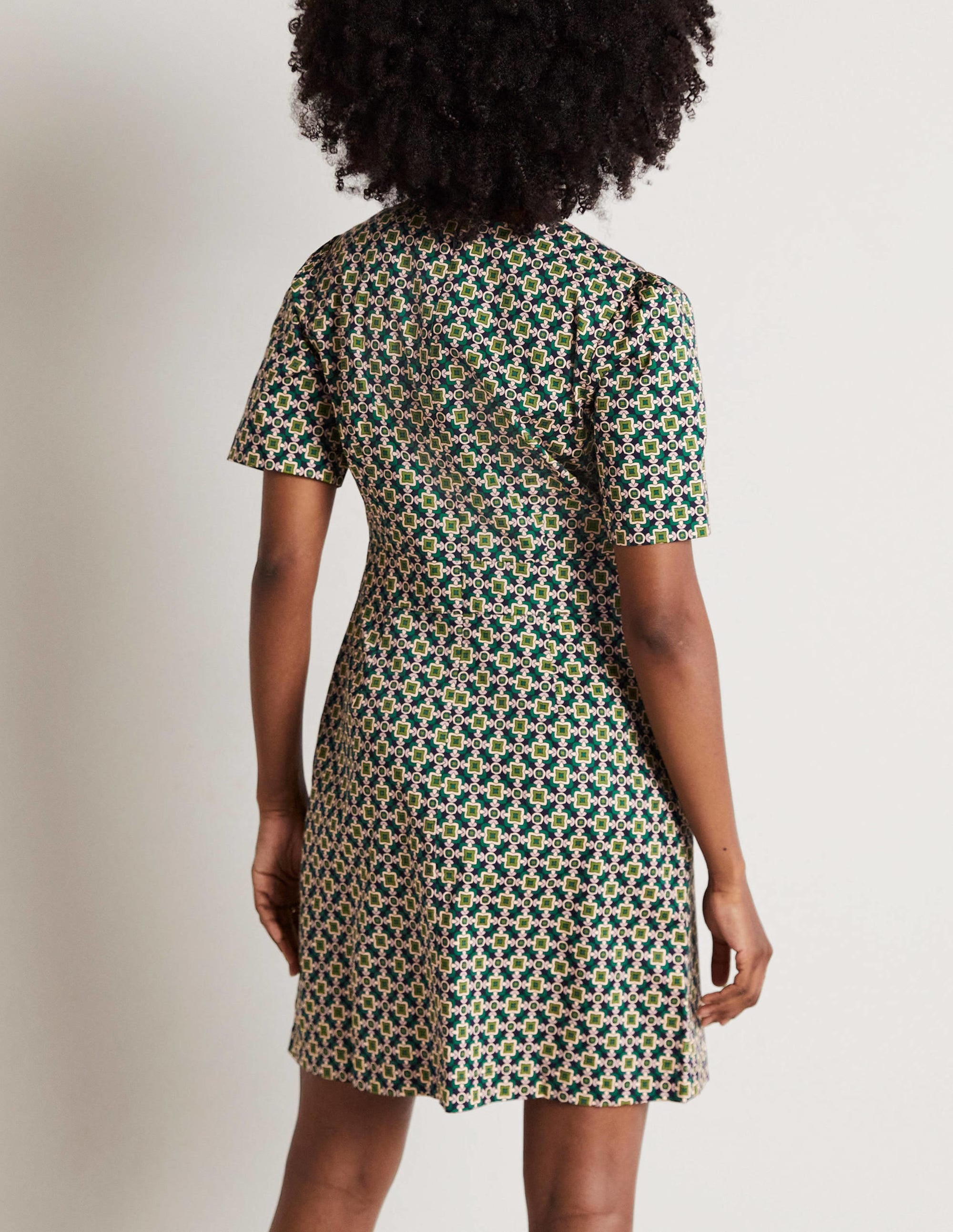 Mini-robe fourreau en coton-Clairière ombragée, motif géométrique carré - Image 7