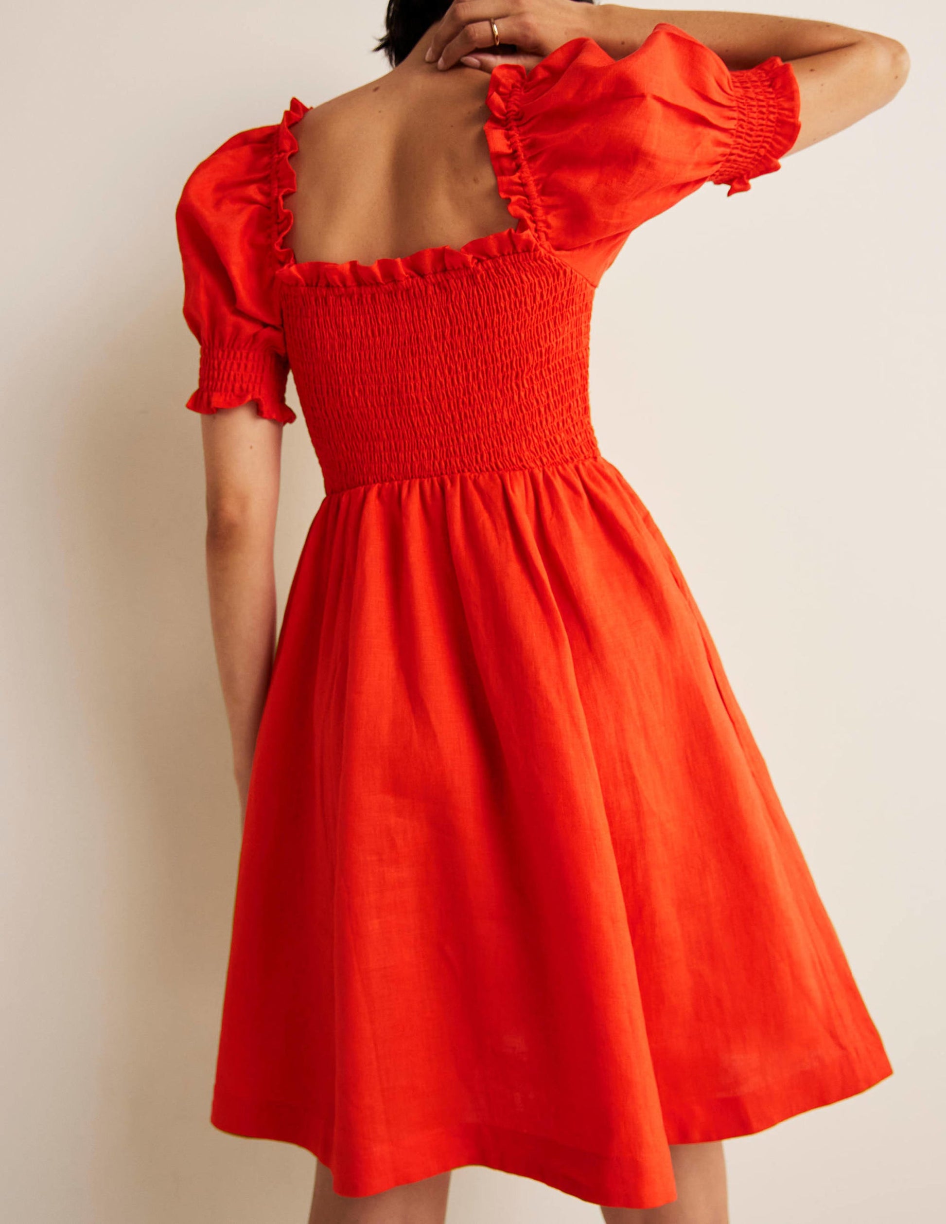 Minikleid mit gesmoktem Oberteil-Kräftiges Papayaorange-3