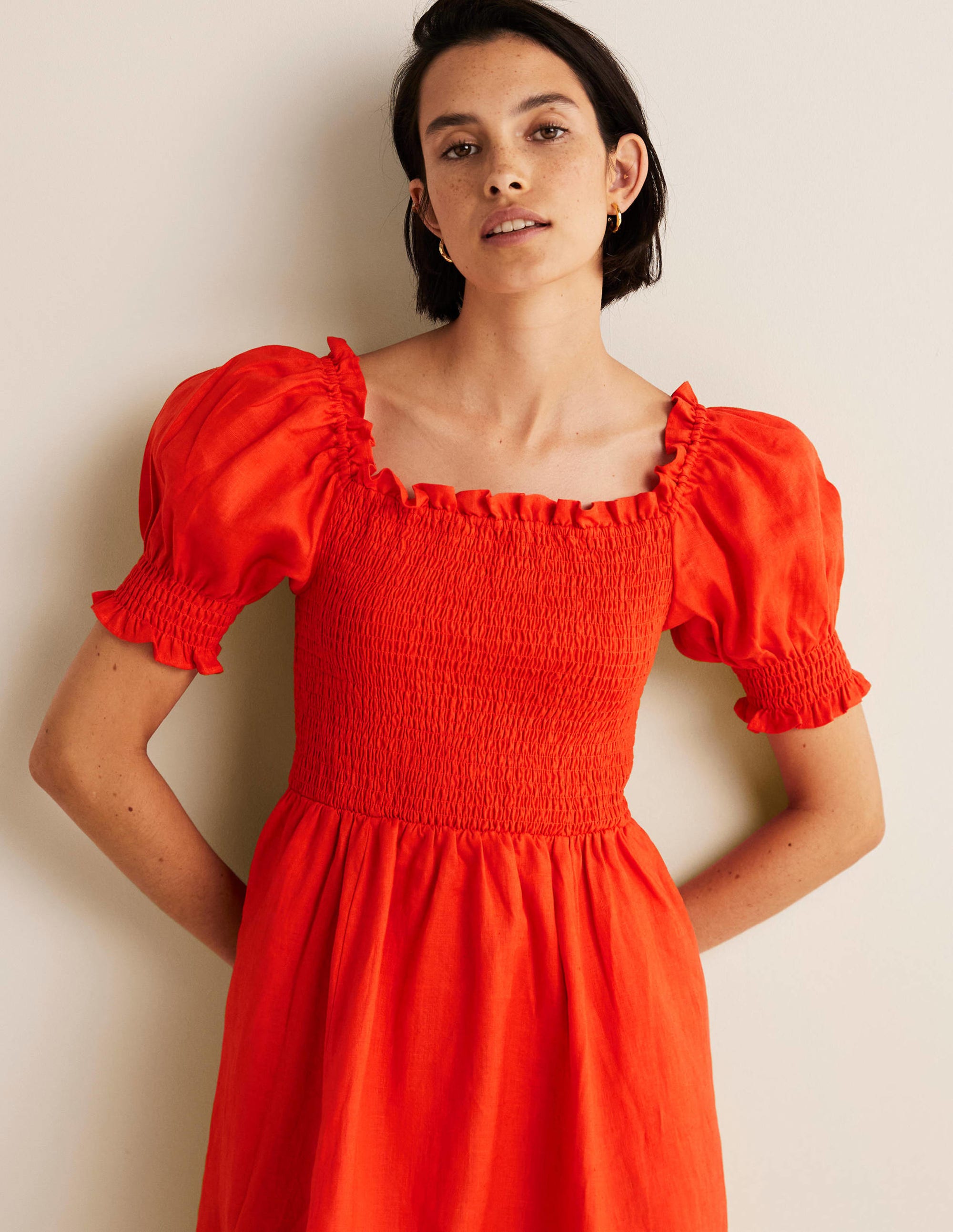 Minikleid mit gesmoktem Oberteil-Kräftiges Papayaorange - Image 4