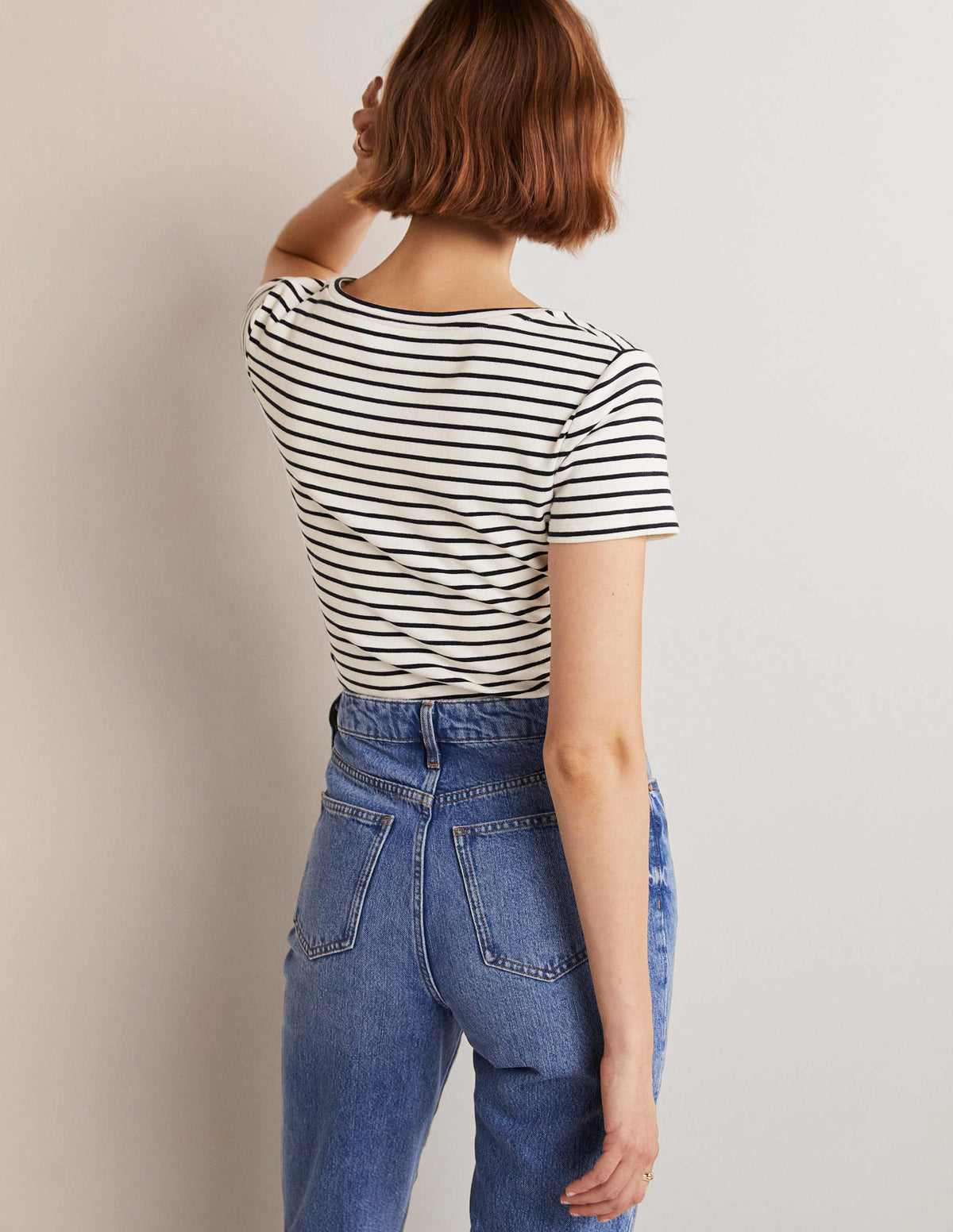 Kurzärmeliges Basic-T-Shirt-Naturweiß/Navy, Gestreift - Image 7