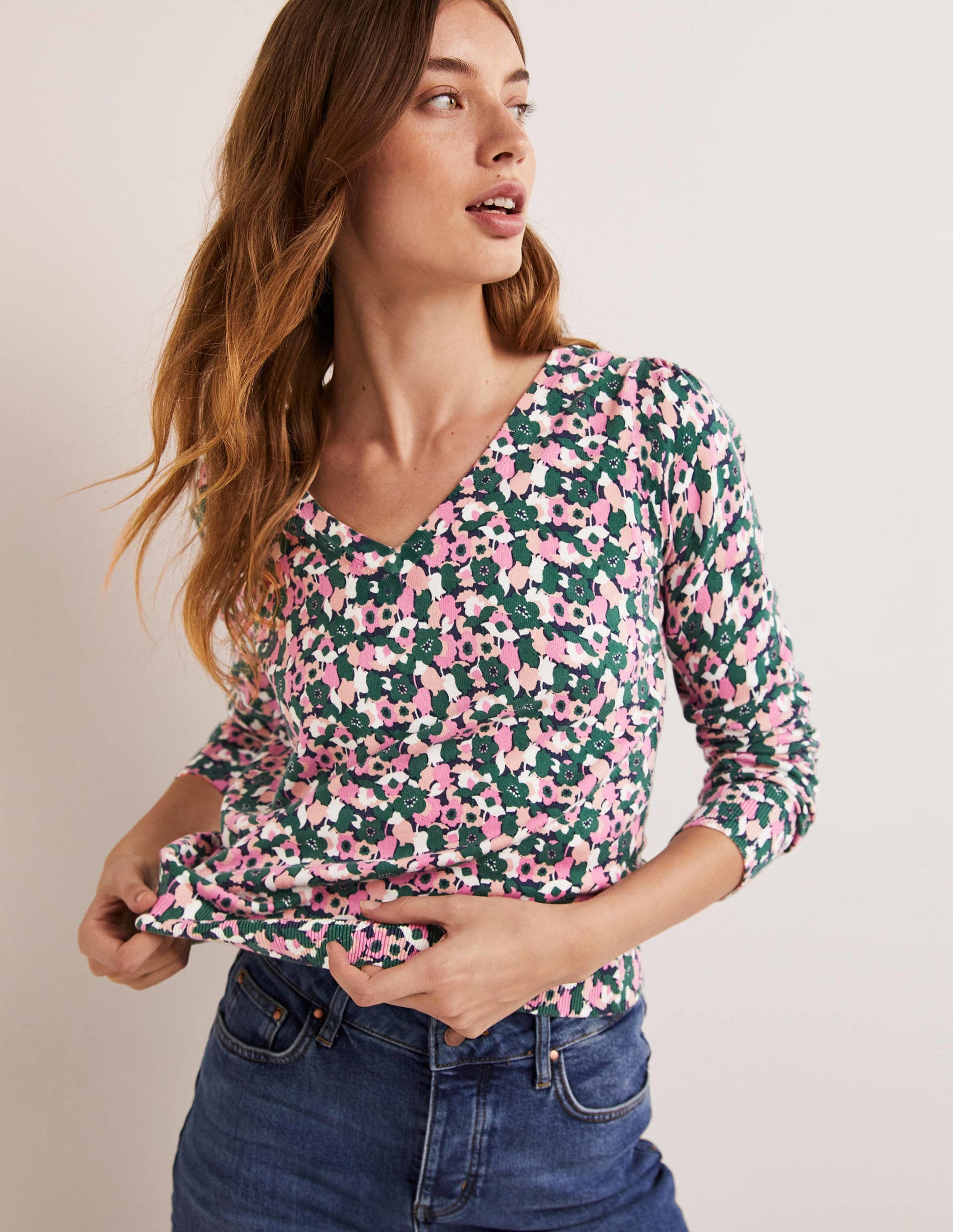 Cotton V-Neck Jumper-Wild Rose, Tulip Cluster-4