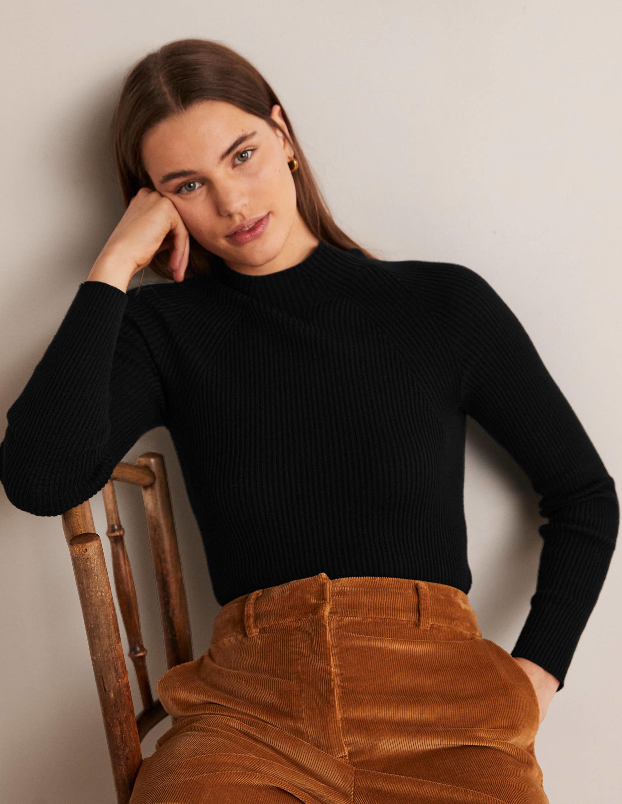 Gerippter Pullover mit hohem Kragen-Schwarz - Image 5