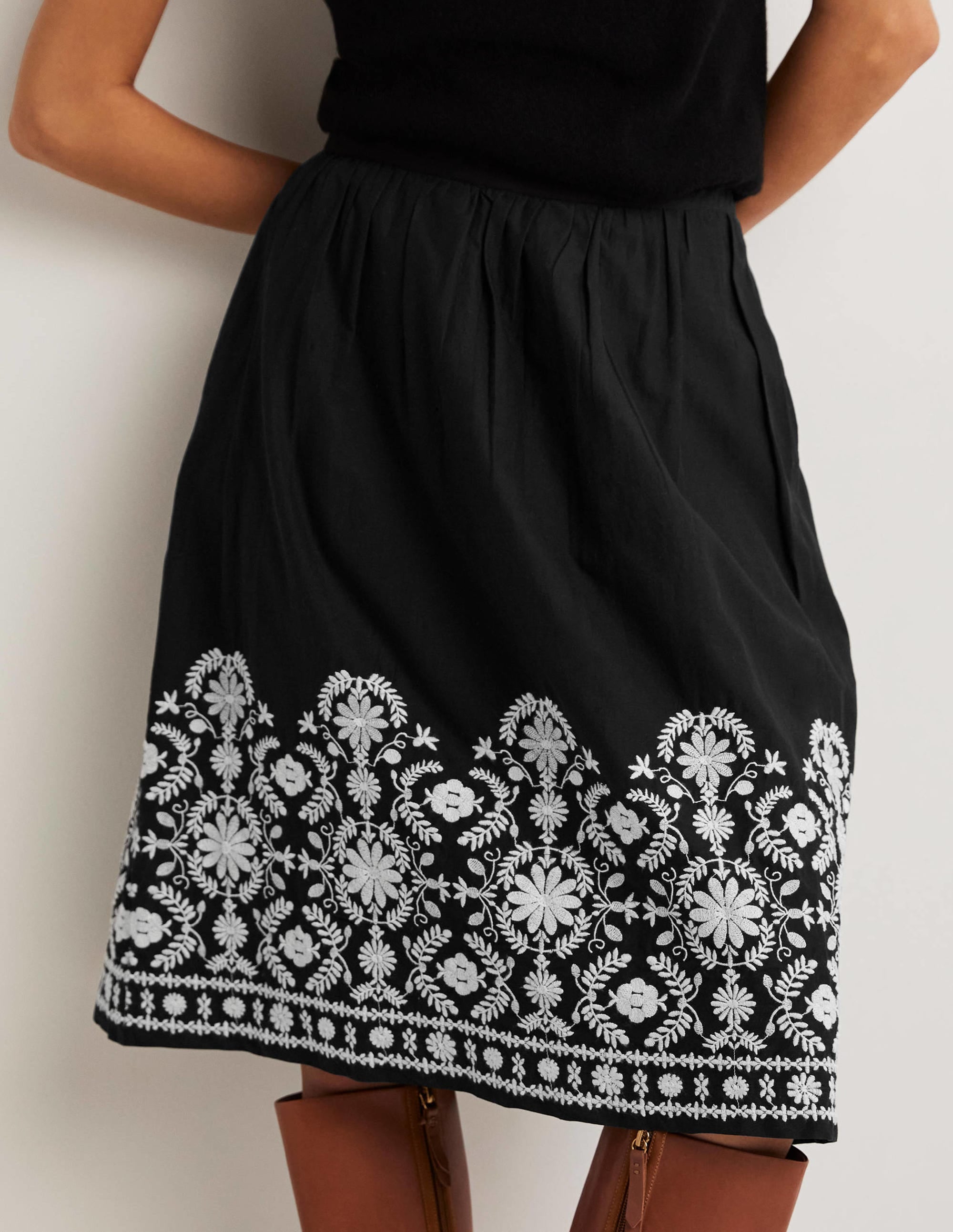 Embroidered Full Skirt-Black Embroidery - Image 4