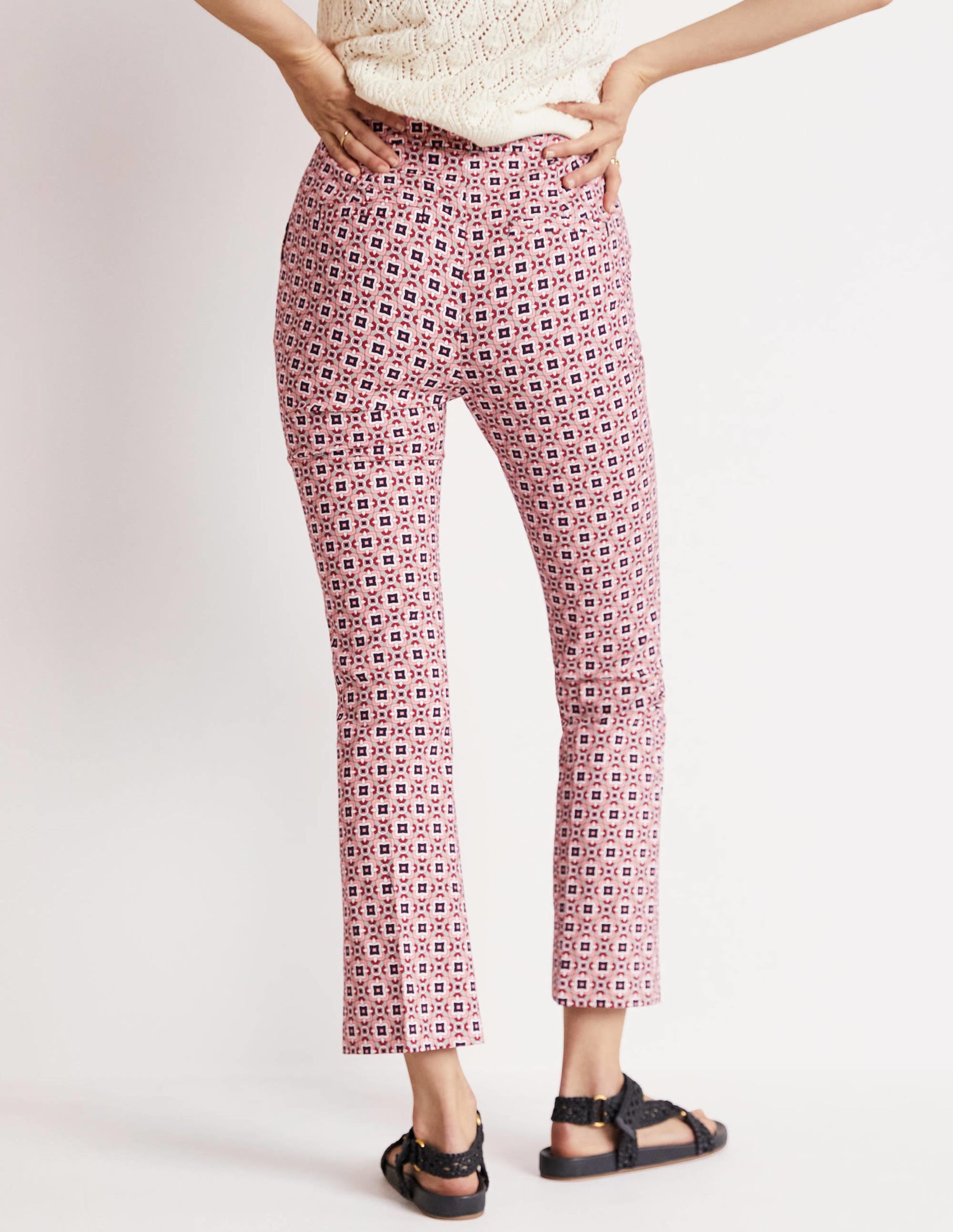 Pantalon court évasé-Rose amande, motif géométrique carré - Image 3