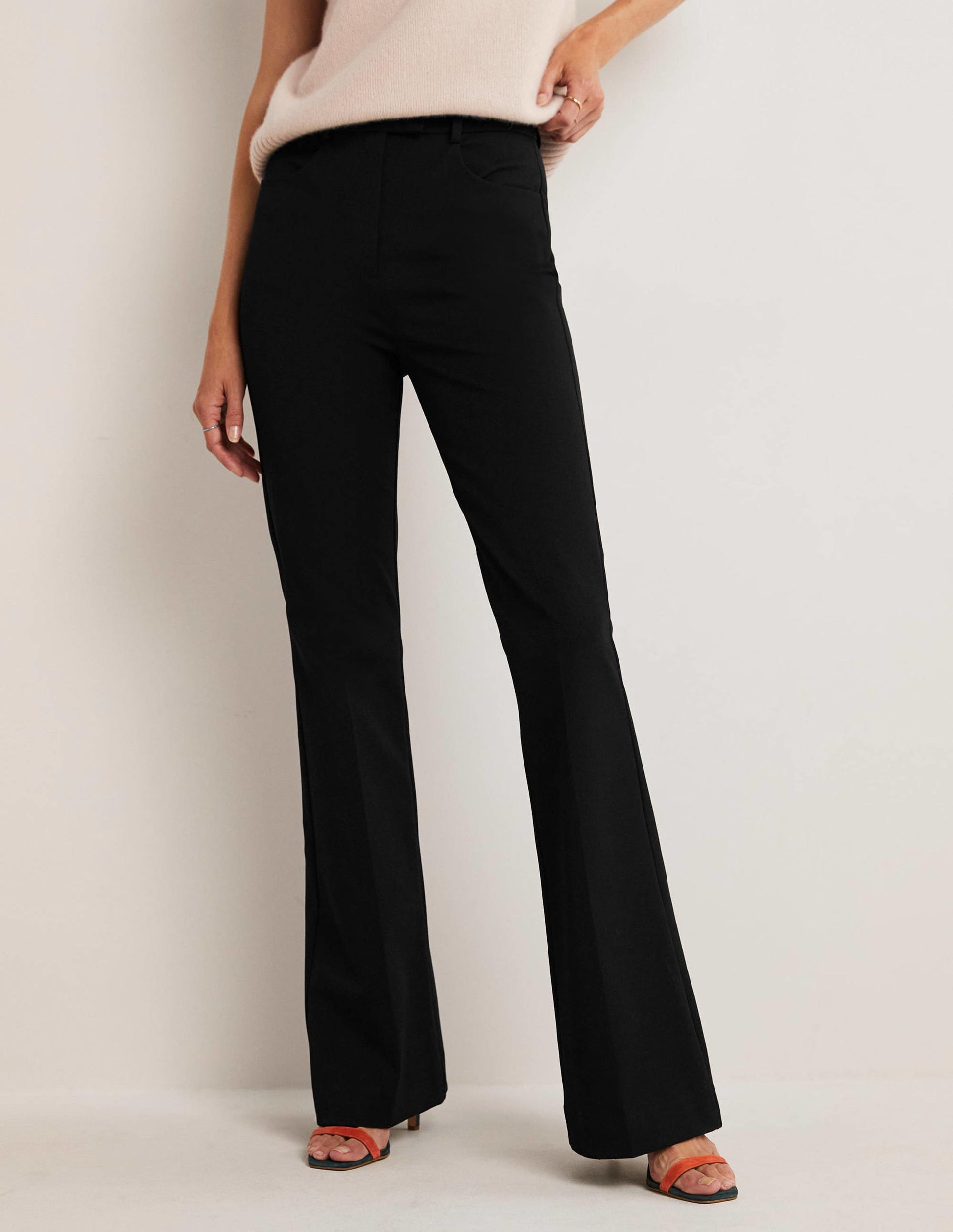 Ausgestellte Hose mit hoher Taille-Schwarz-4