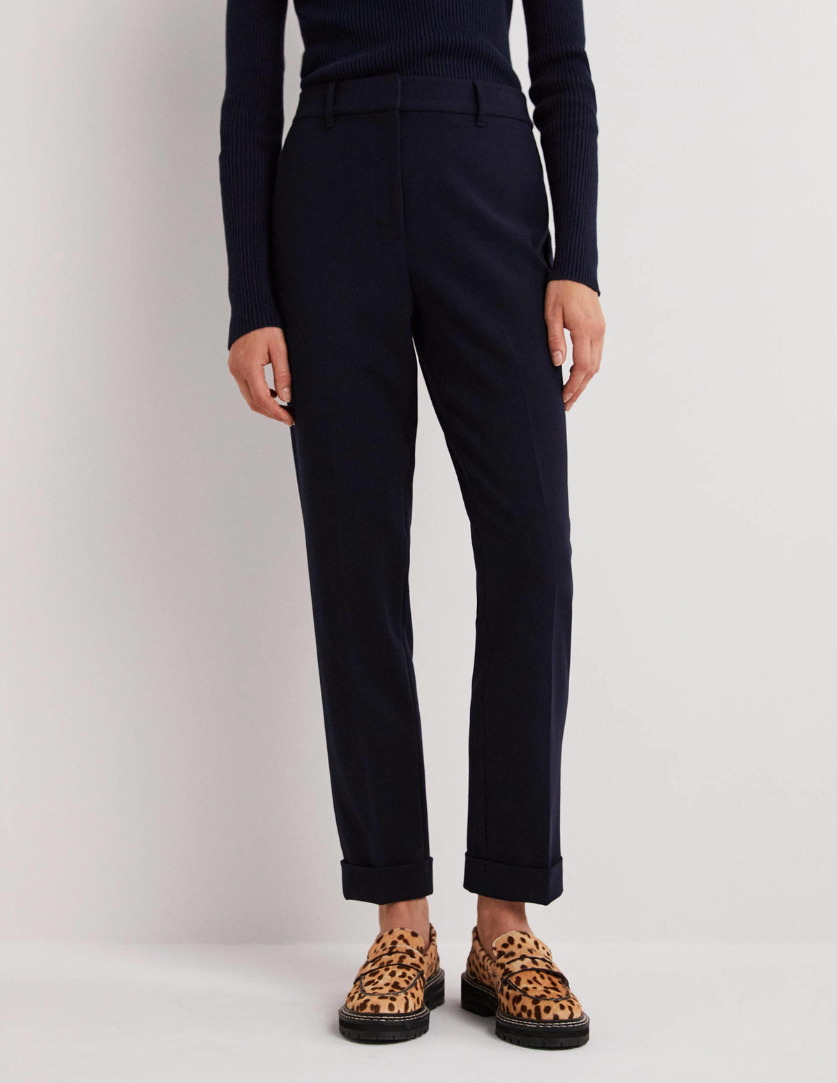 Taillierte Hose mit umgeschlagenen Bündchen-Marineblau - Image 4