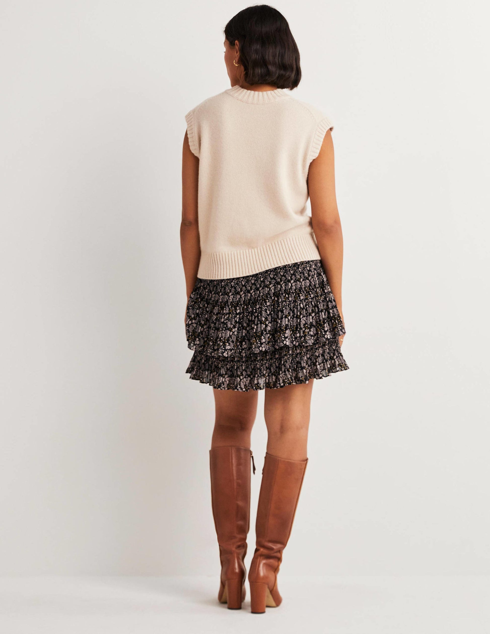 Plisse Mini Skirt-Black, Prairie Garden-3