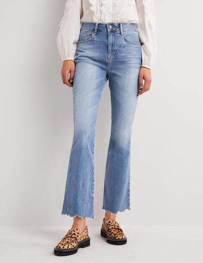 Anliegende 7/8-Jeans mit Schlag-Helles Vintageblau-5