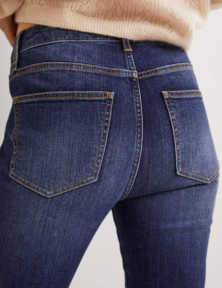 Anliegende 7/8-Jeans mit Schlag-Dunkles Vintageblau