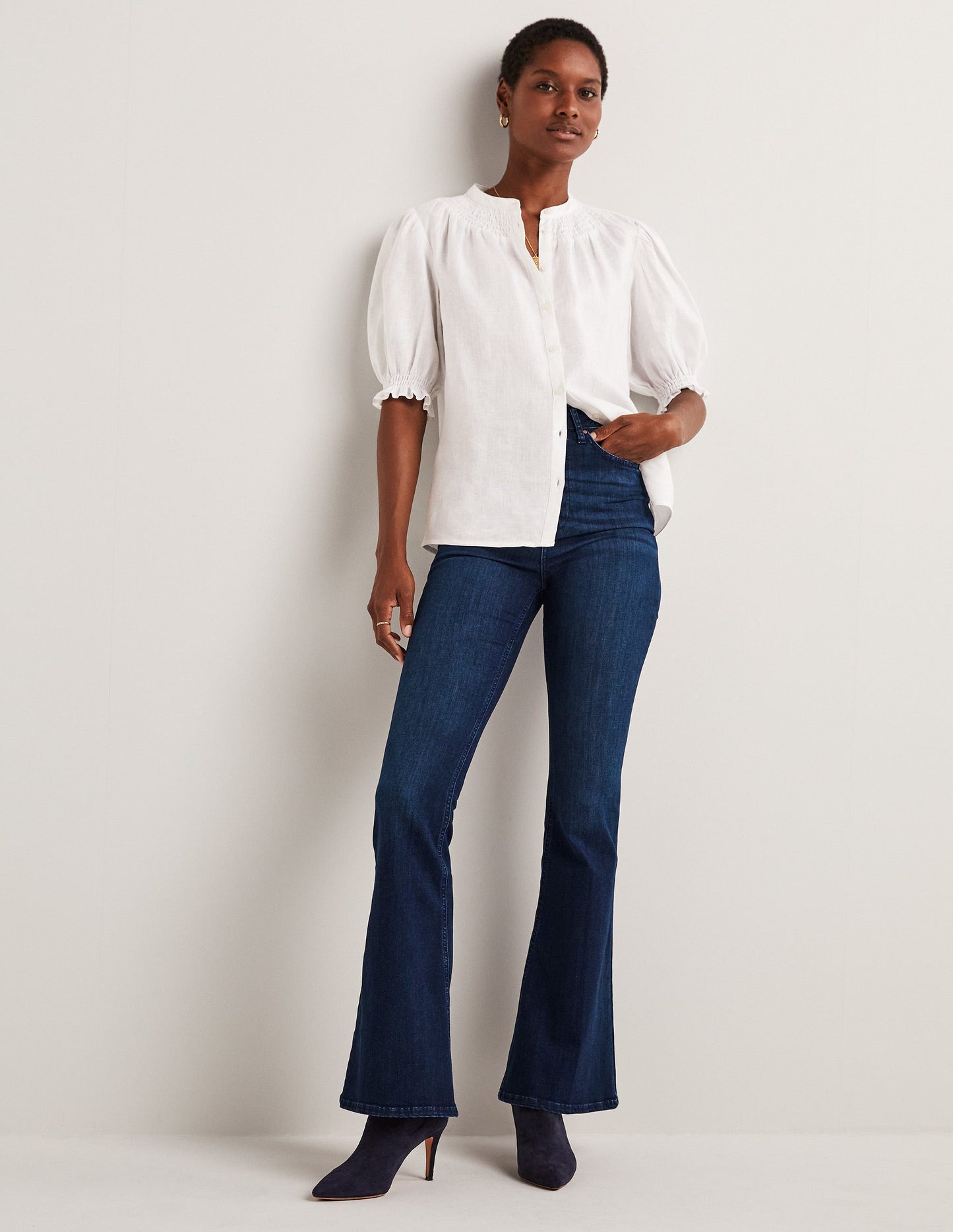 Figurbetonte Jeans mit Schlag und hoher Taille-Dunkles Vintageblau