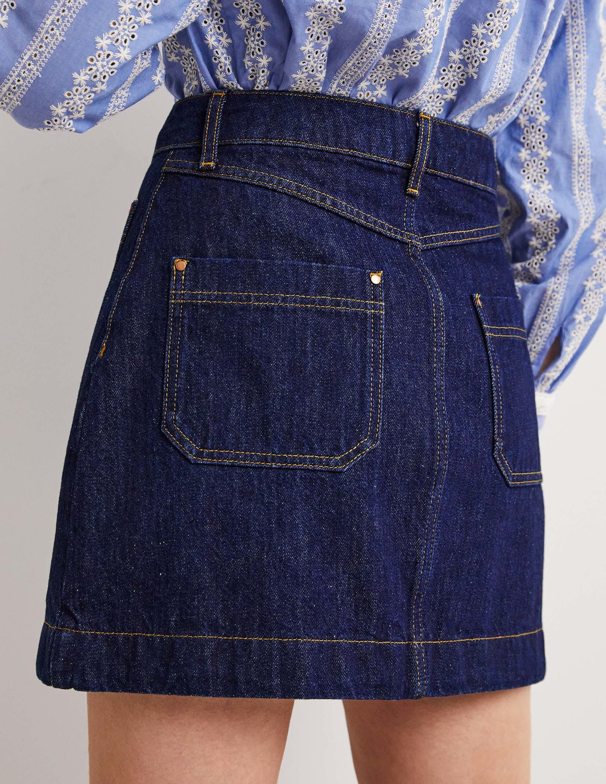 Patch Pocket Denim Mini Skirt-Indigo Denim - Image 3