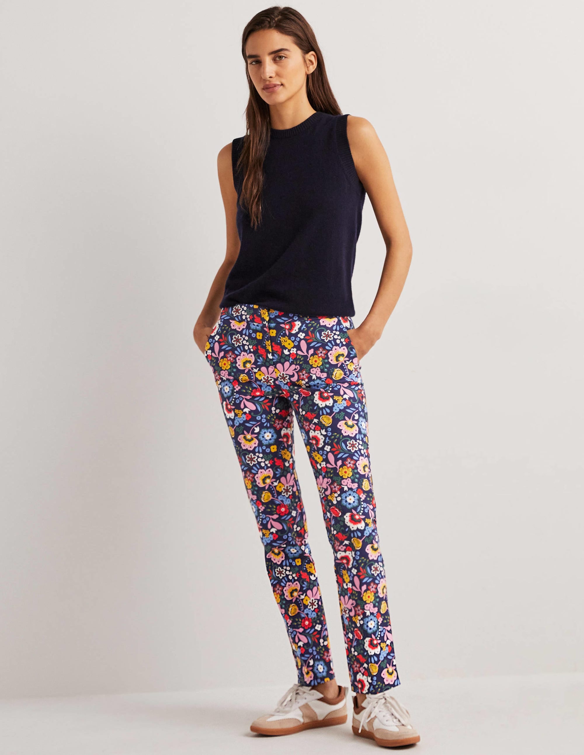 Pantalon 7/8 Richmond-Bleu marine, motif Pretty Paradise - Image 1