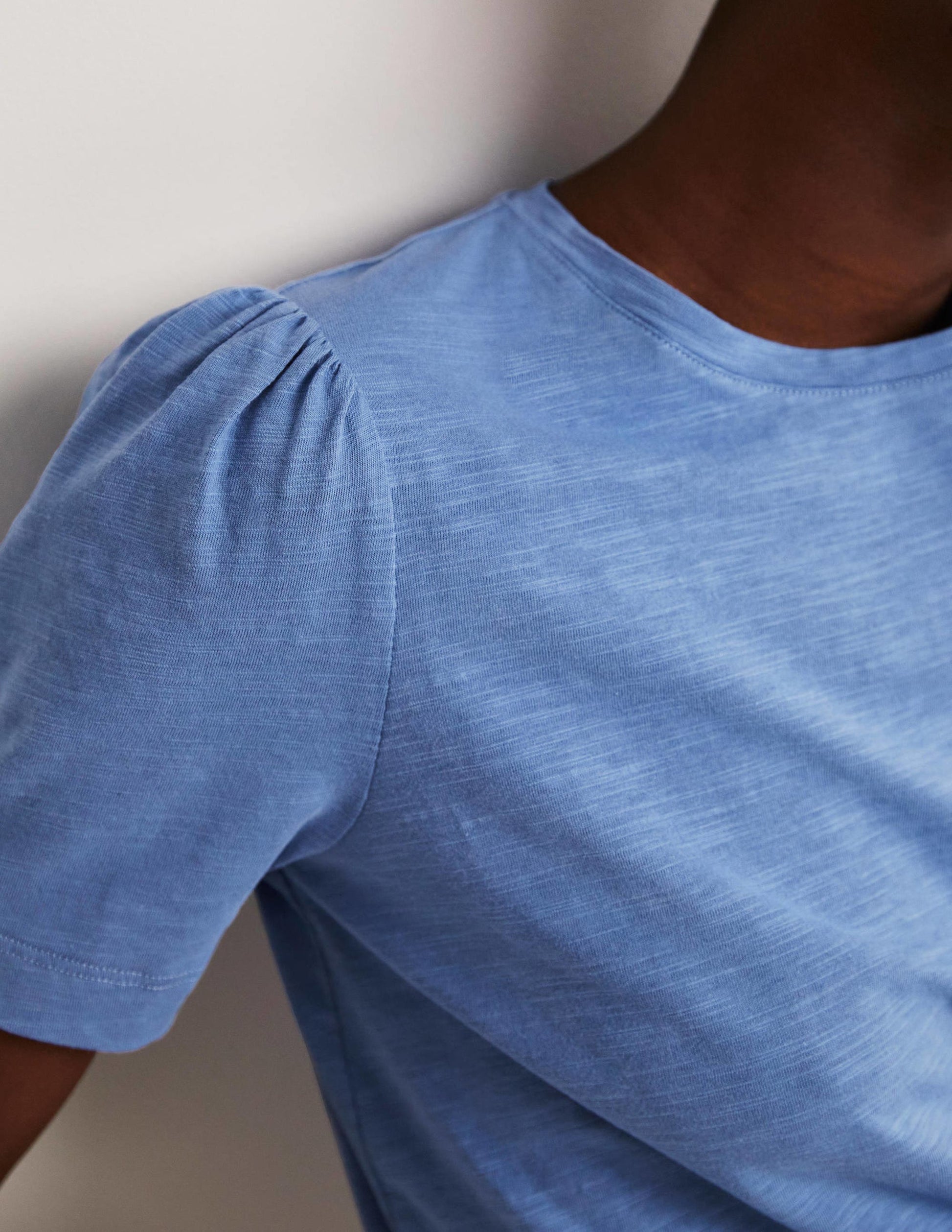 T-Shirt aus Baumwolle mit Puffärmeln-Rivierablau-2