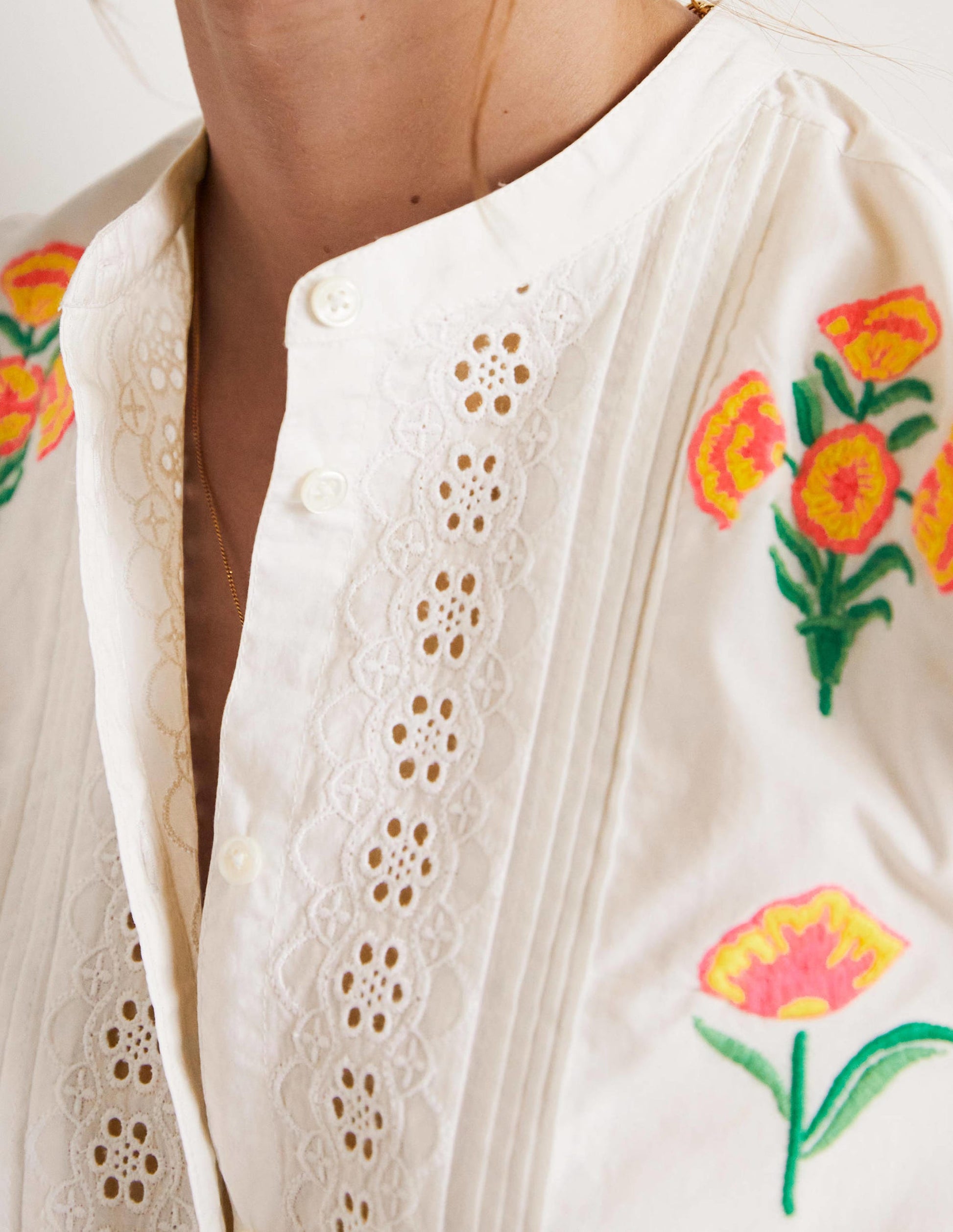 Blouse Julianne brodée-Broderie ivoire-2