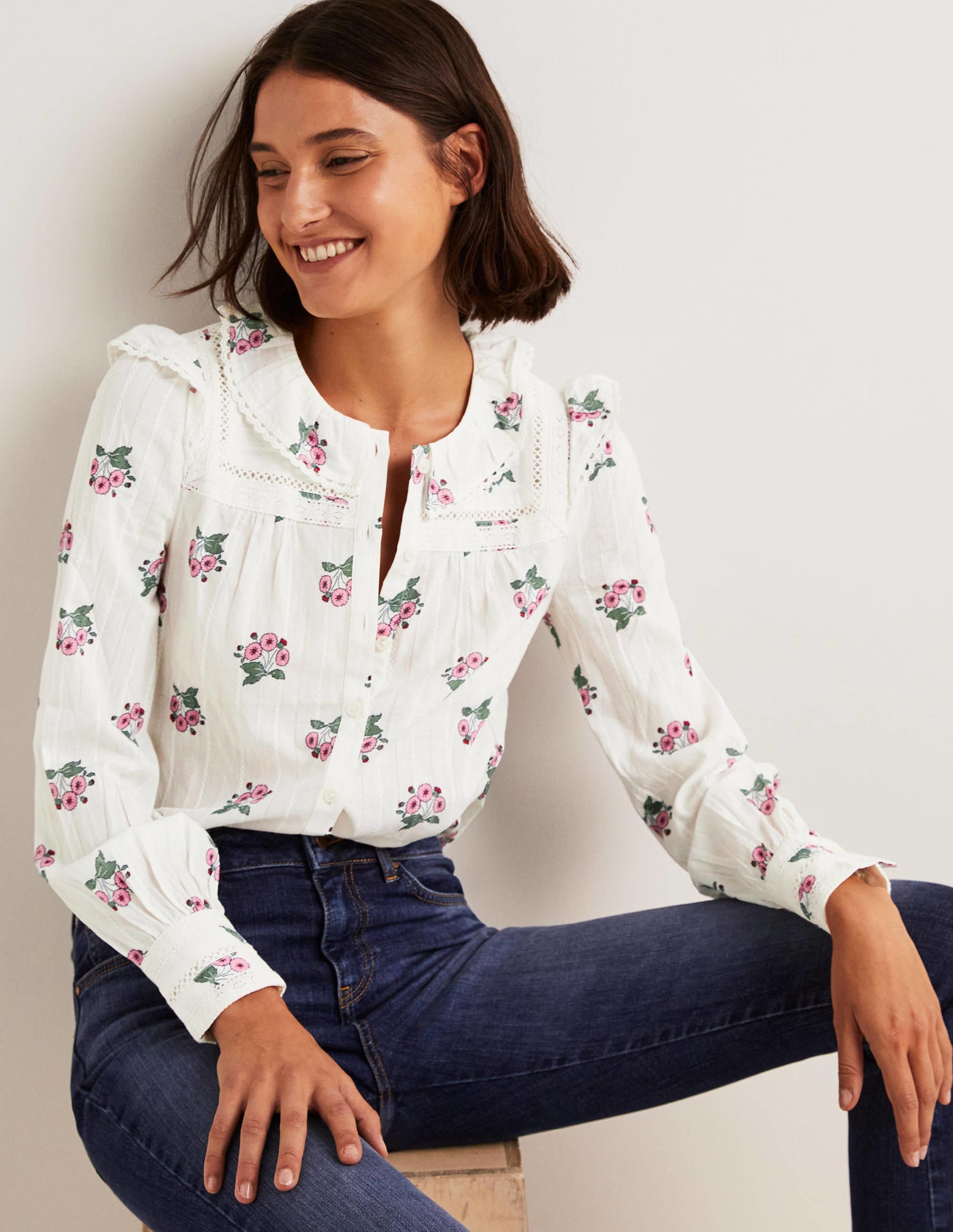 Bluse mit Häkelborte-Naturweiß, Wildes Stiefmütterchen - Image 1