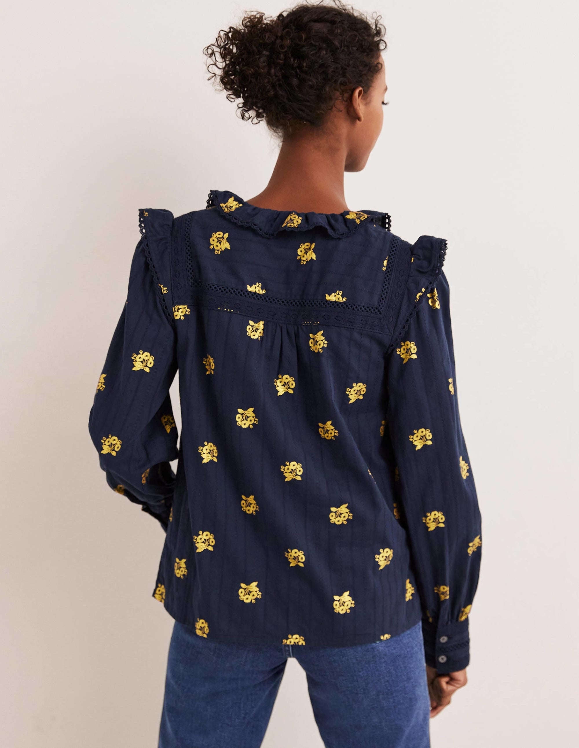 Blouse à détails en crochet-Bleu marine, motif Wild Pansy - Image 3
