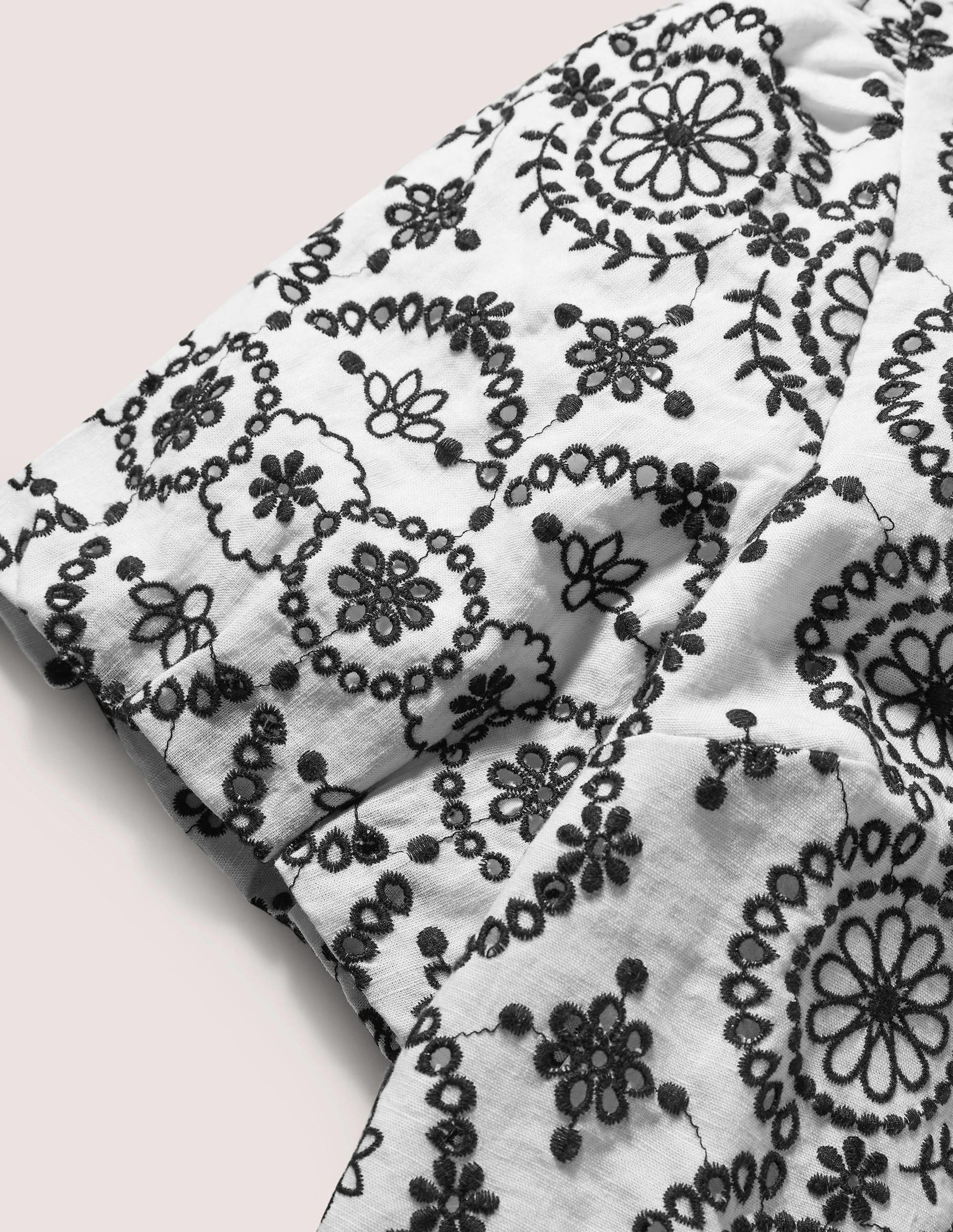 Geknöpfte Bluse mit Puffärmeln-Weiß-6