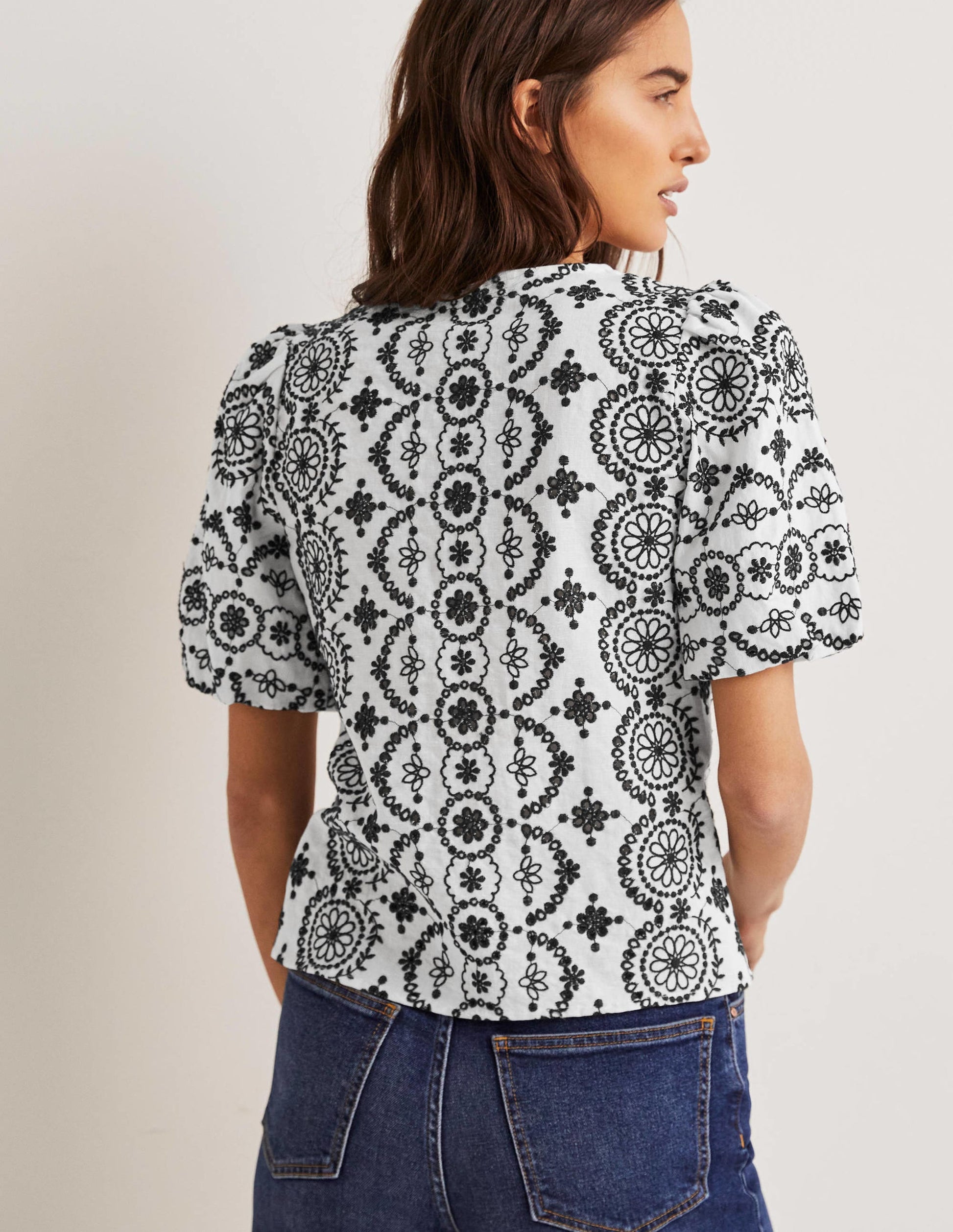 Geknöpfte Bluse mit Puffärmeln-Weiß-3