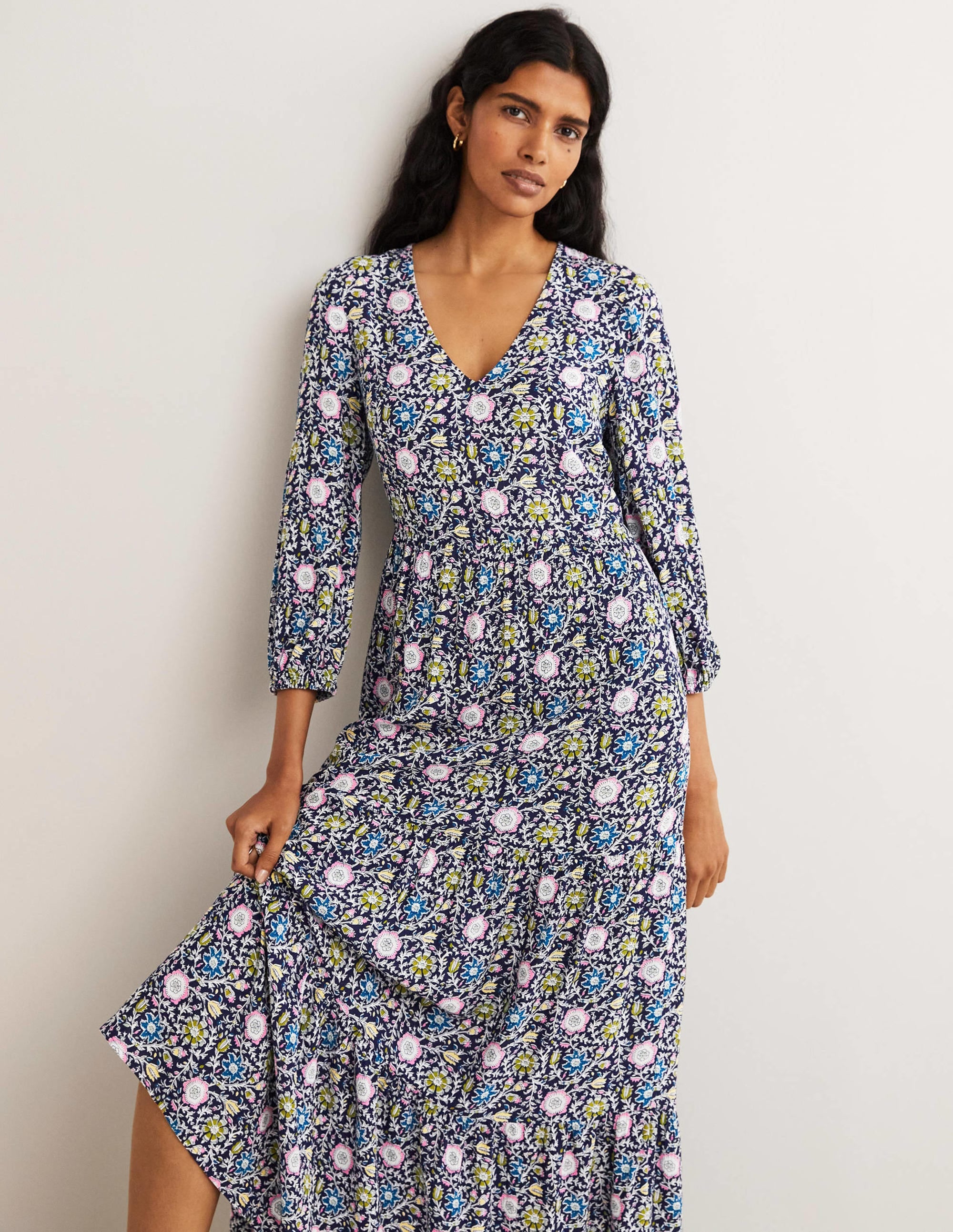 Robe longue à manches blousantes-Bleu marine, motif Enchanting Twig - Image 1