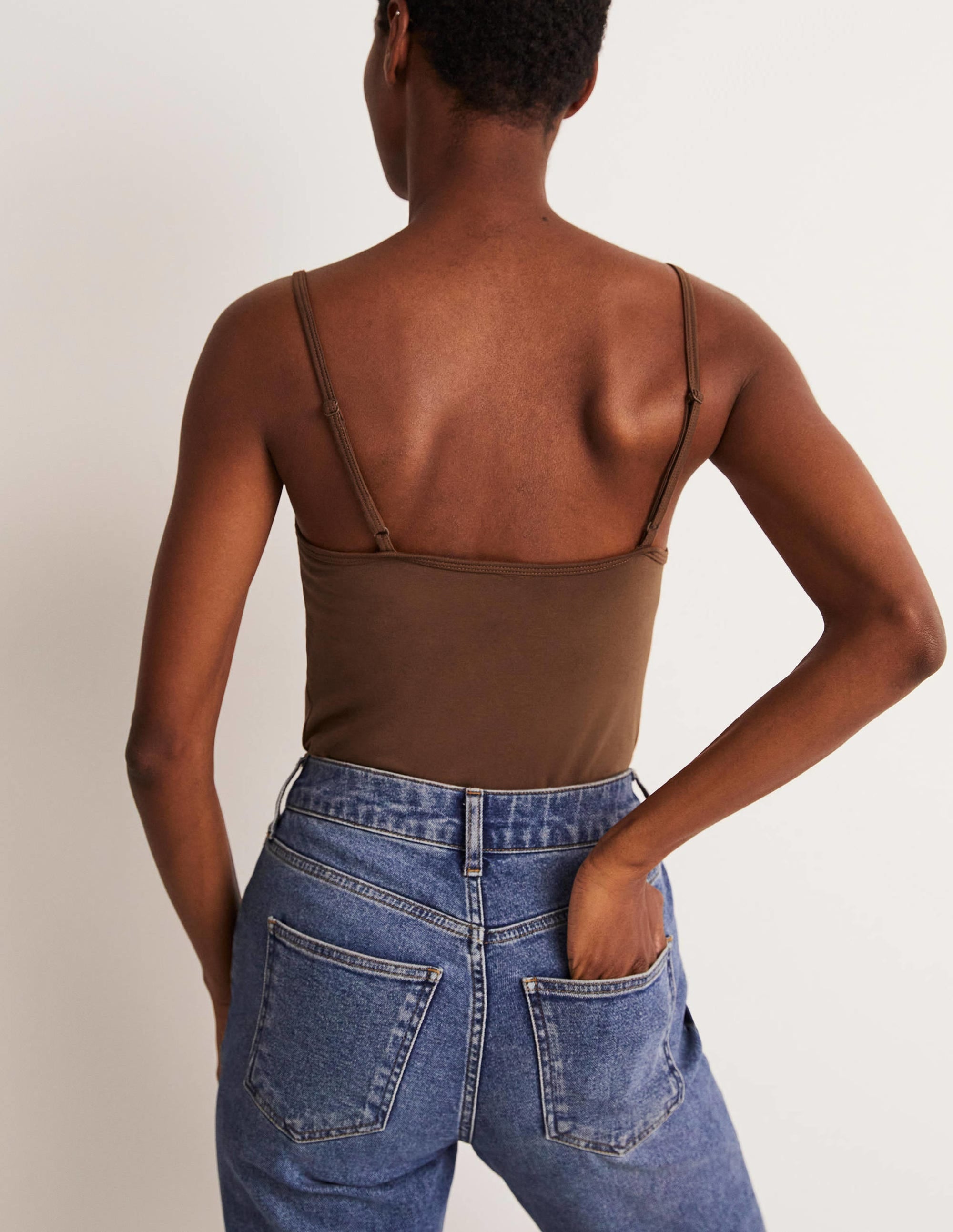 Schlichtes Camisole-Oberteil-Braun - Image 7