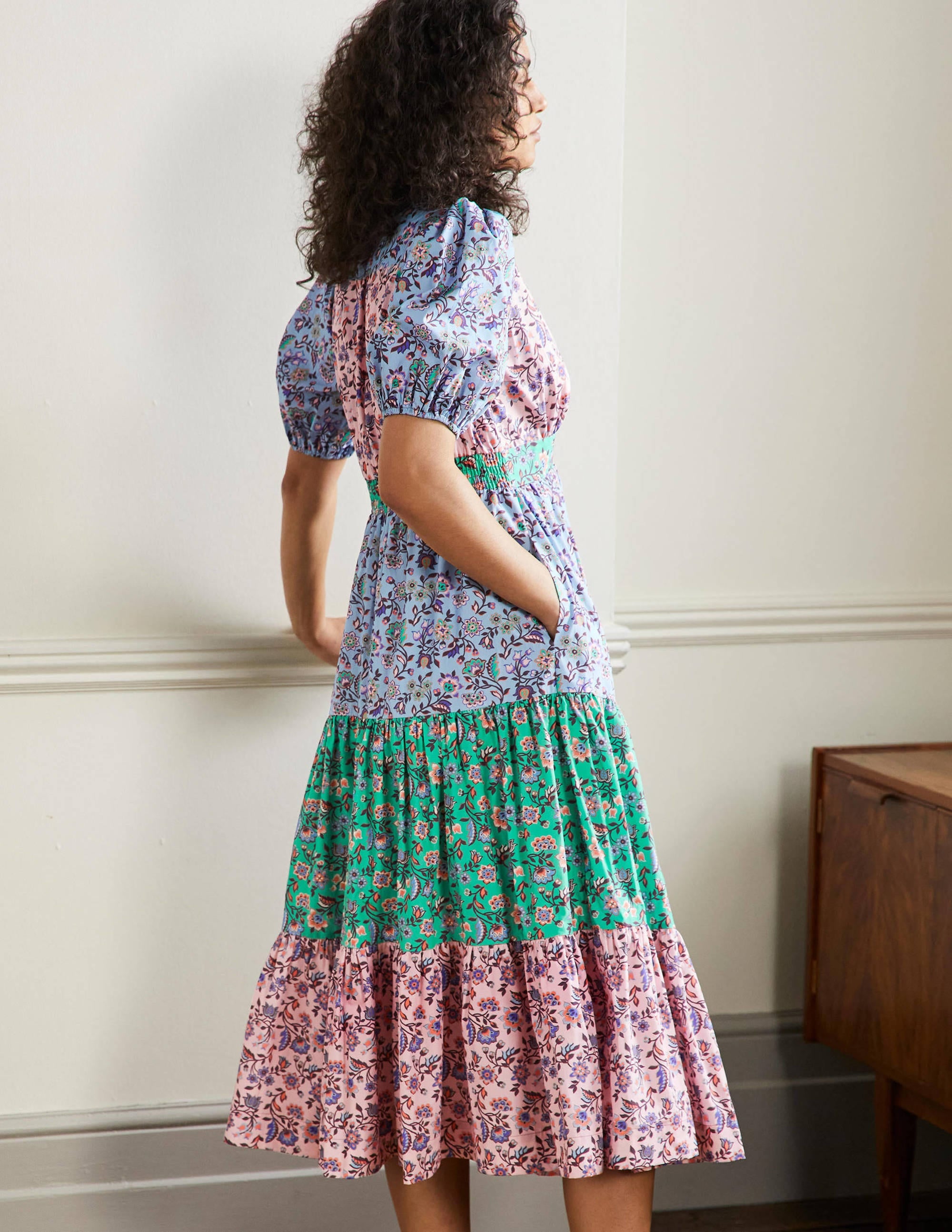 Robe longue volantée à manches bouffantes-Rose formica, motif Oriental Meadow - Image 5