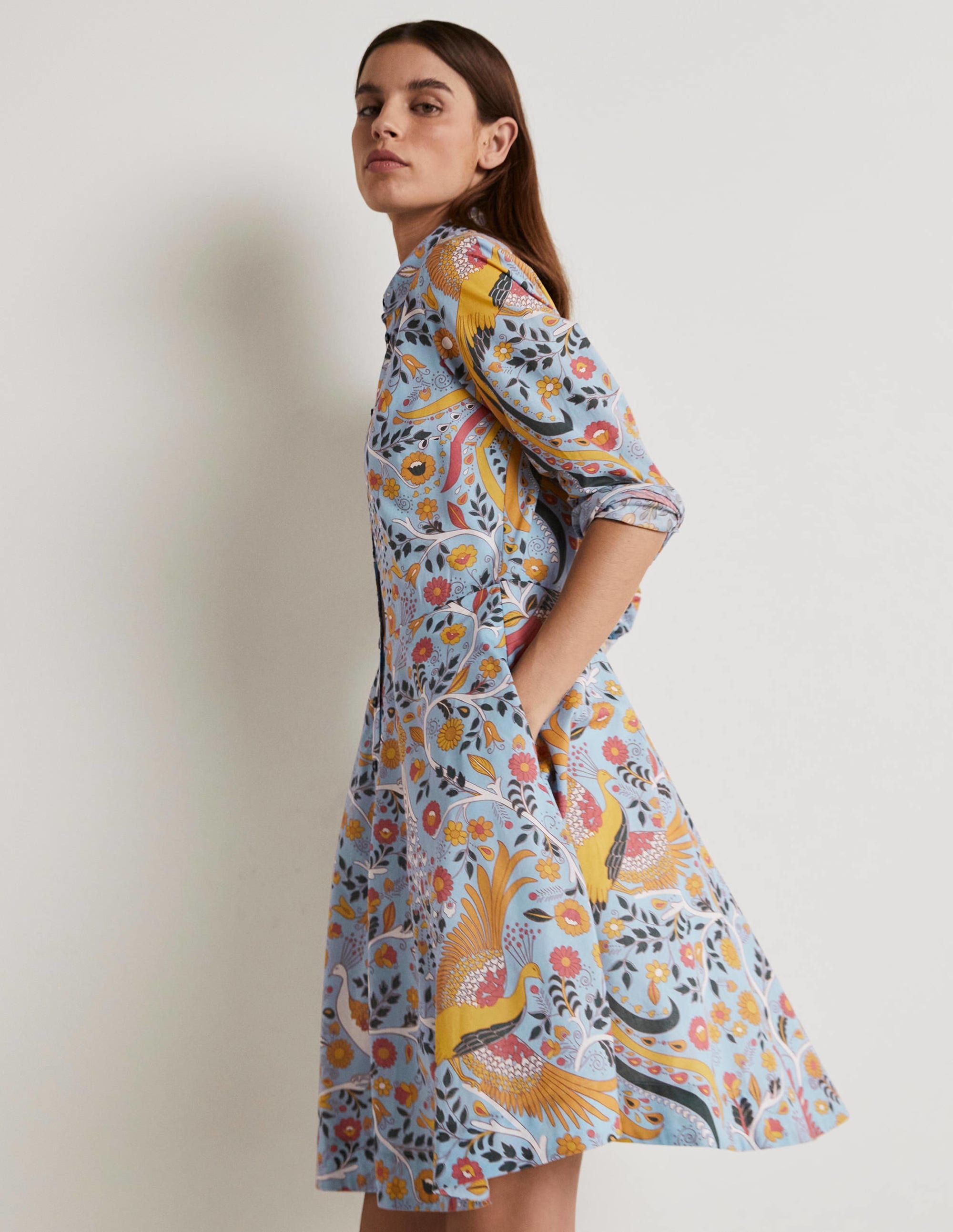 Robe-chemise Kitty-Bleu ancien, motif Enchanting Peacock - Image 5