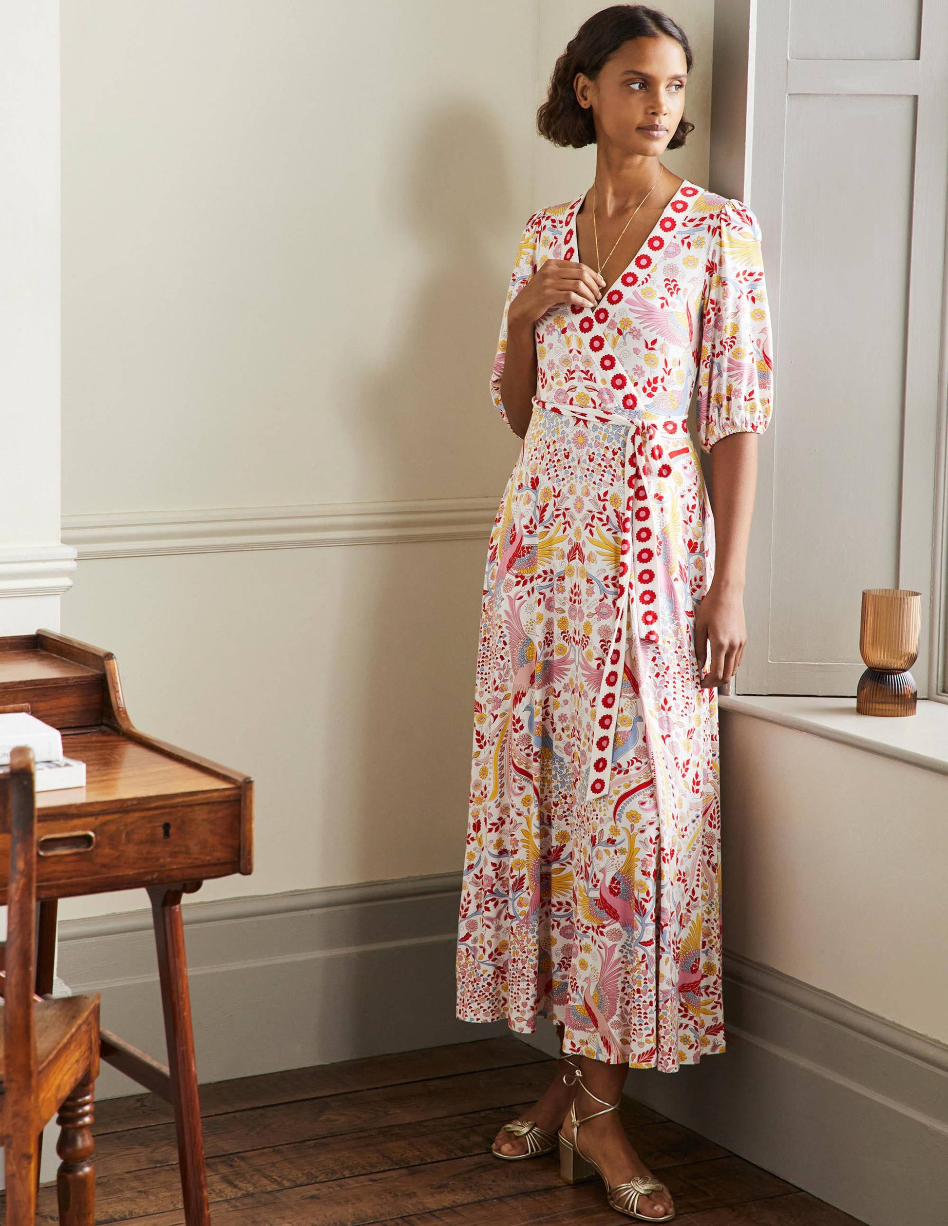 Robe longue à effet portefeuille fixe en jersey-Multi, motif Enchanting Peacock-5