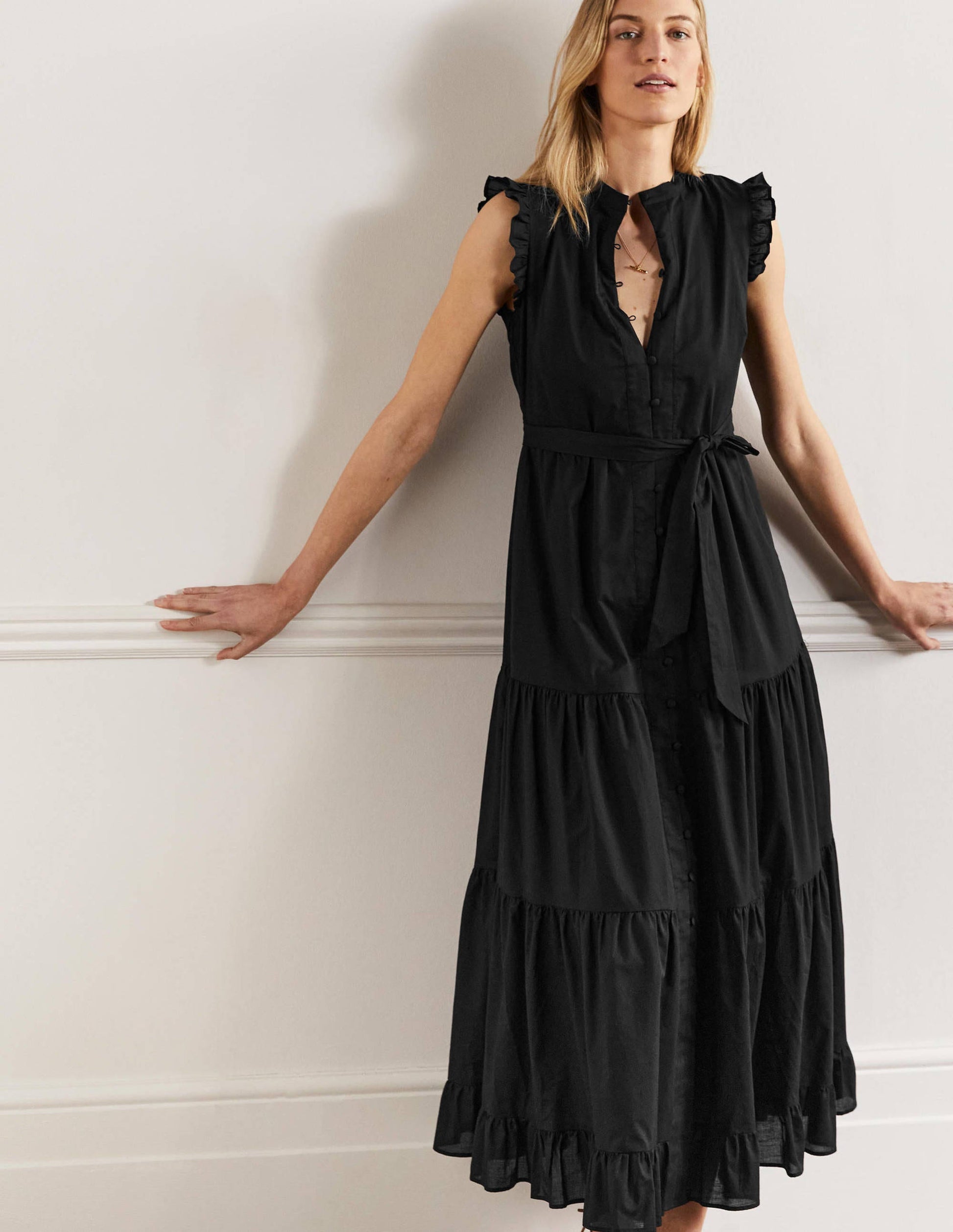 Gestuftes Maxikleid mit Rüschen-Schwarz-4
