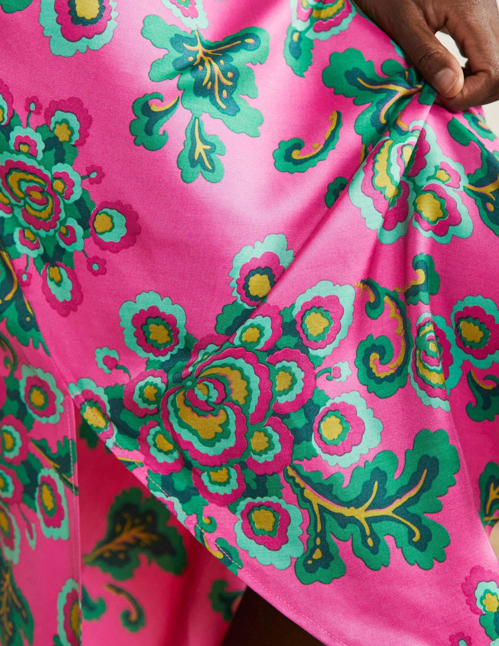 Robe midi légère Elena-Rose festif, motif Wild Blooms-2