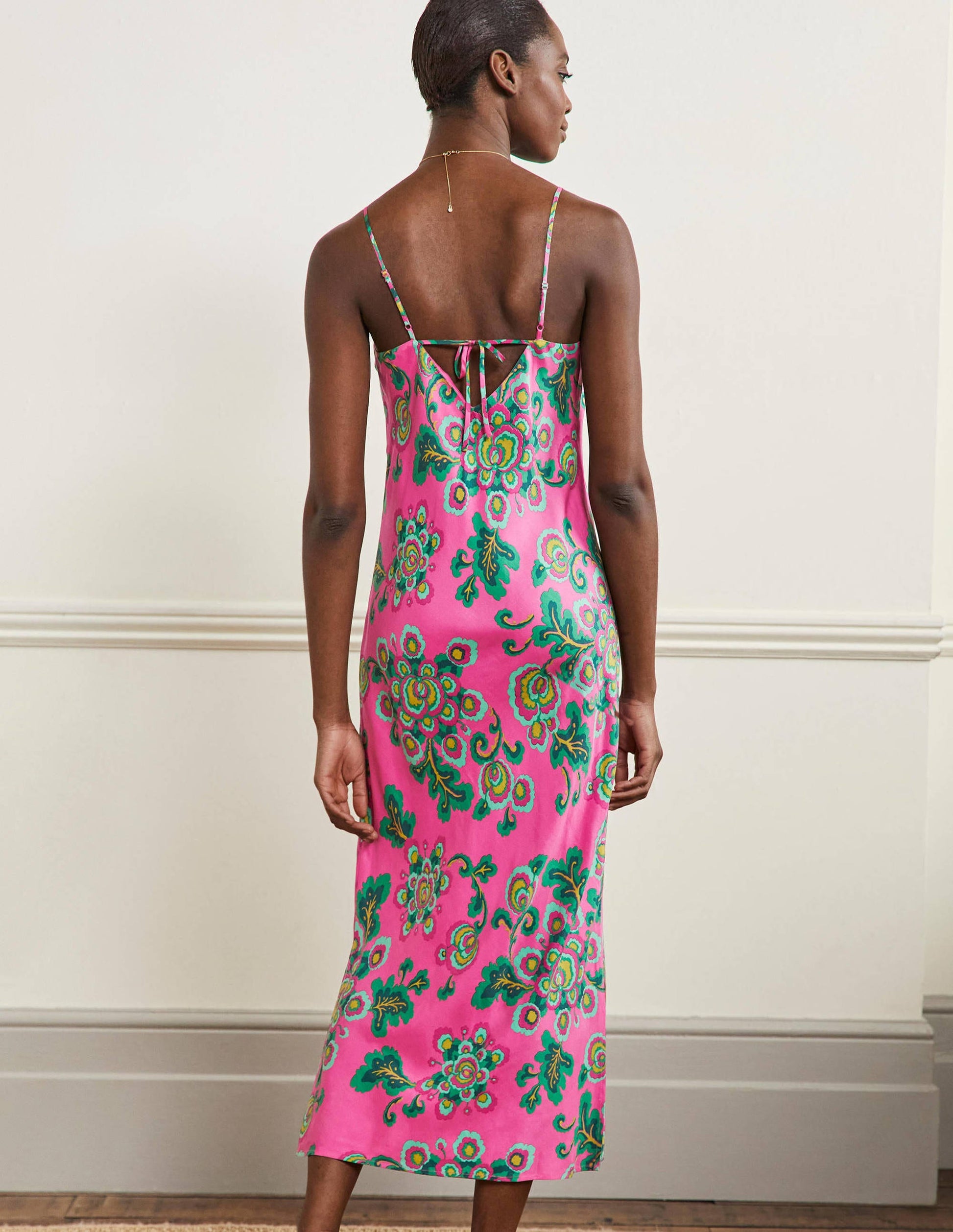 Robe midi légère Elena-Rose festif, motif Wild Blooms-3