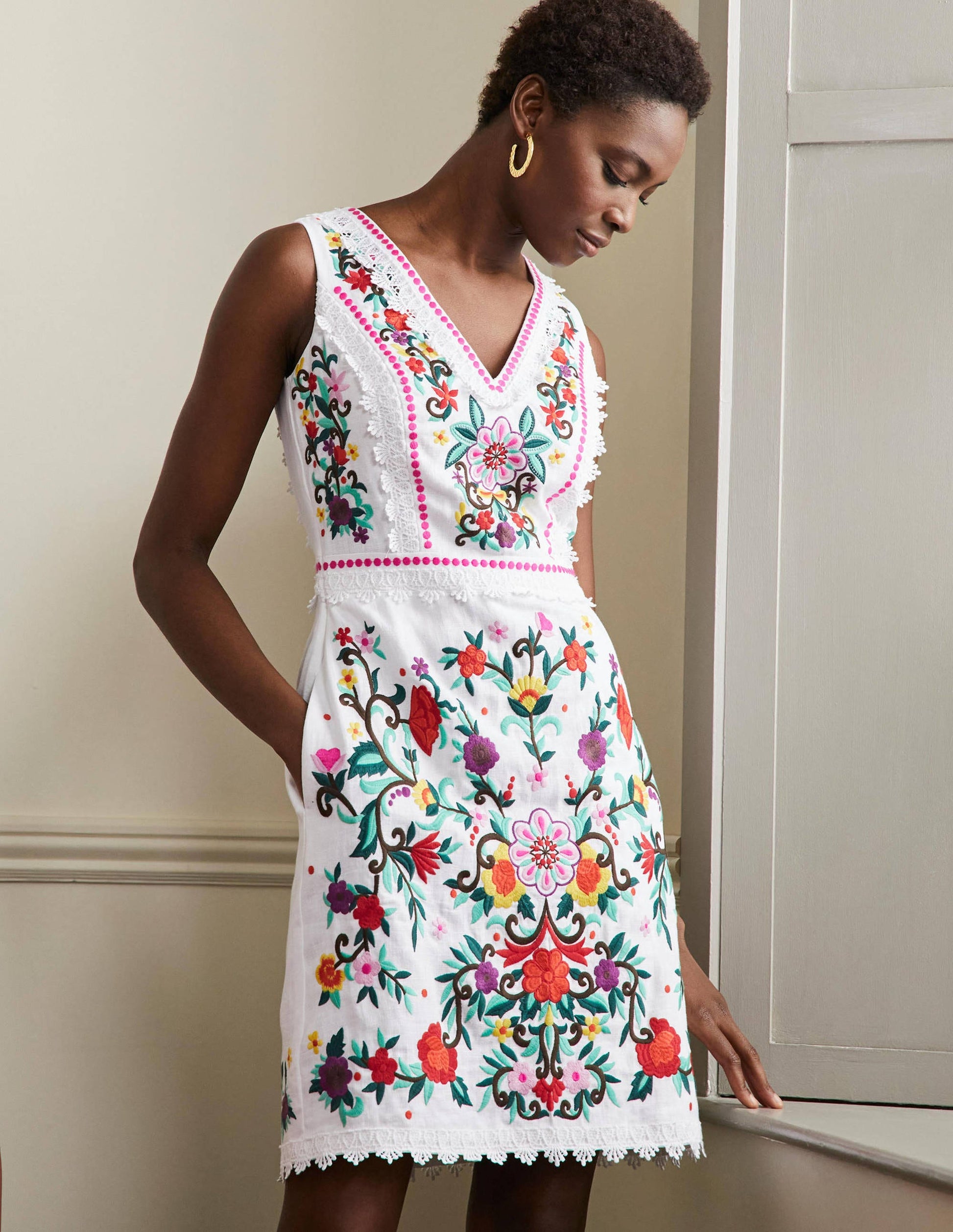 Robe Connie brodée en lin-Blanc-4