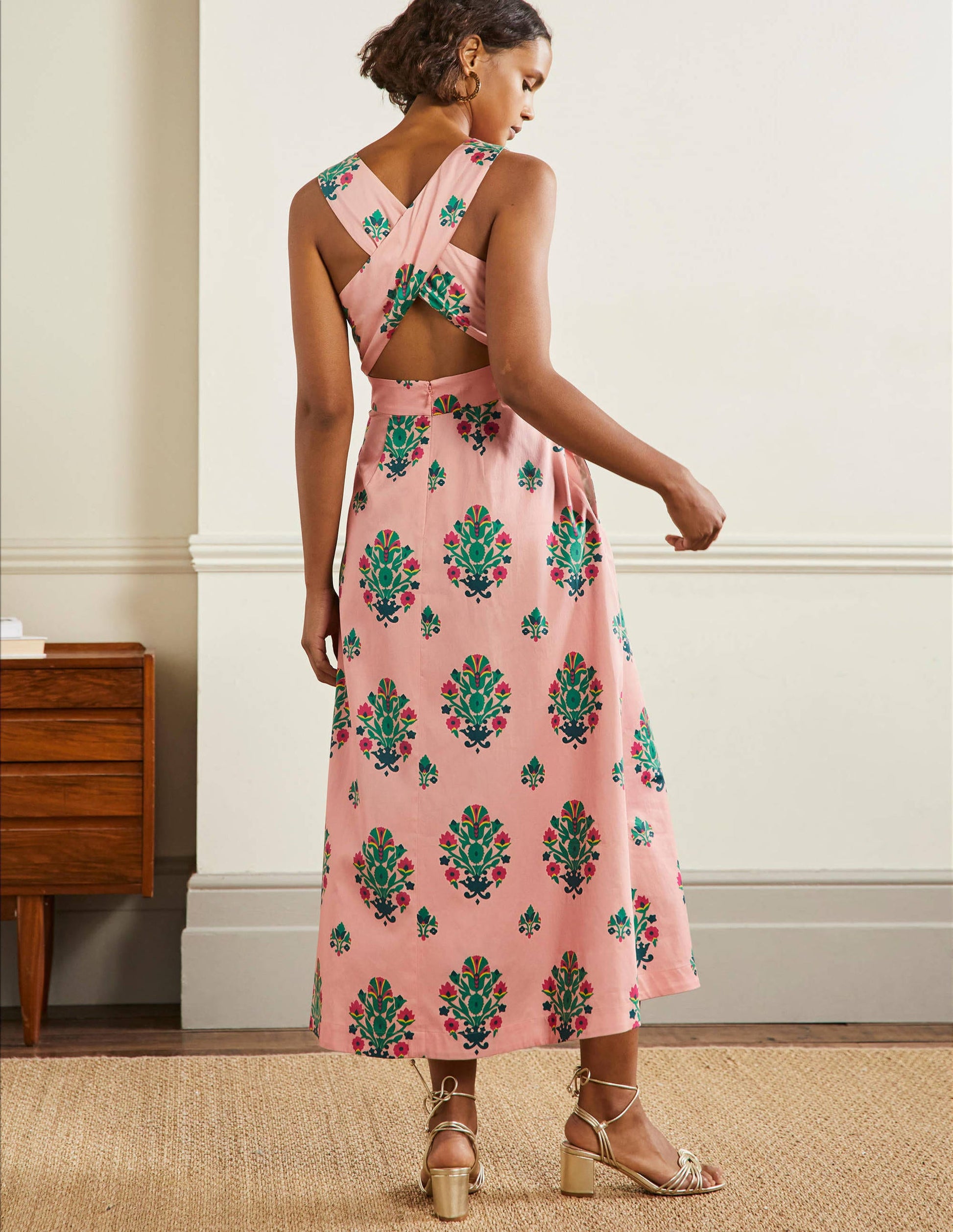 Robe midi Elsa avec détail à l'arrière-Milkshake, motif Bouquet Stamp-3
