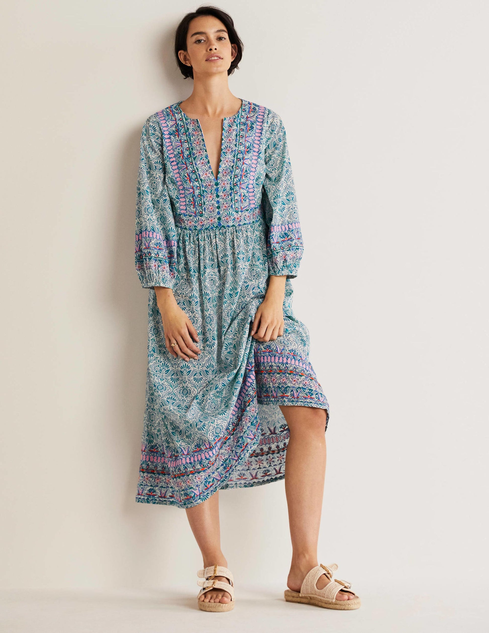 Midikleid mit Stickerei-Ritterspornblau, Orientalisches Diamantmuster-1