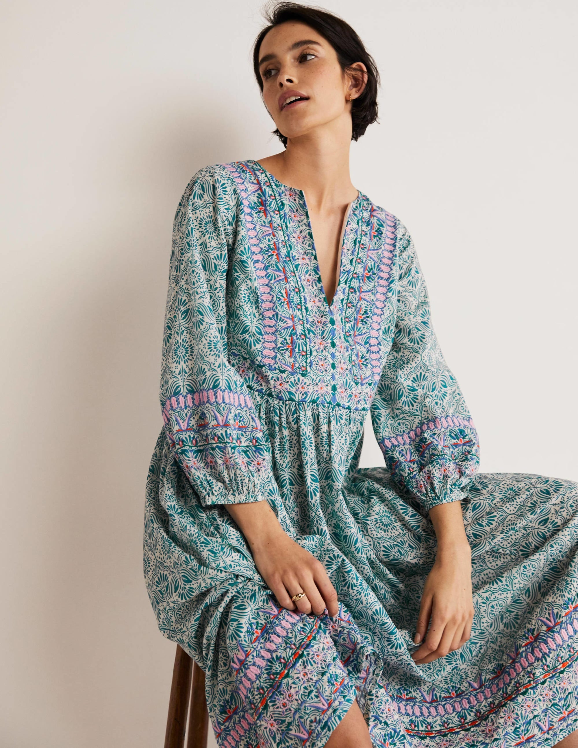 Midikleid mit Stickerei-Ritterspornblau, Orientalisches Diamantmuster - Image 4