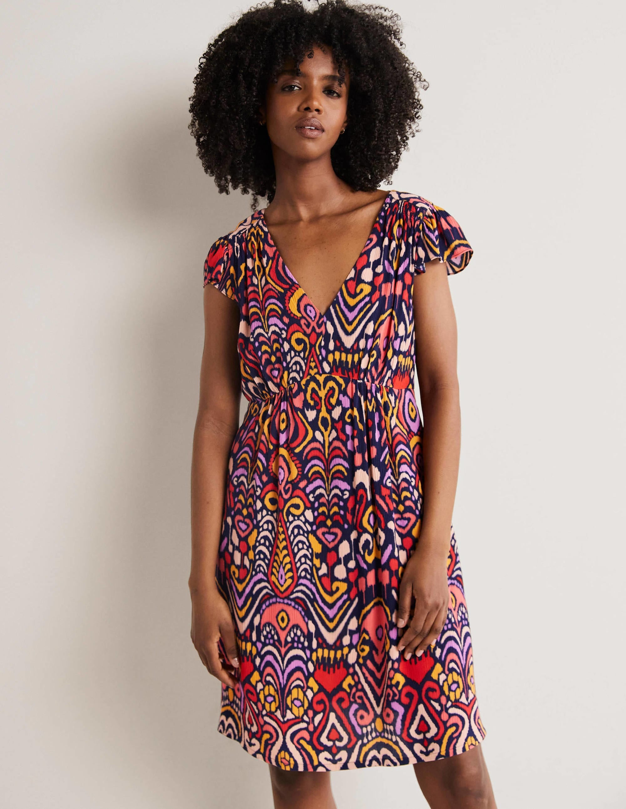 Grace Kleid mit Flatterärmeln-Navy, Ikat-Muster - Image 1