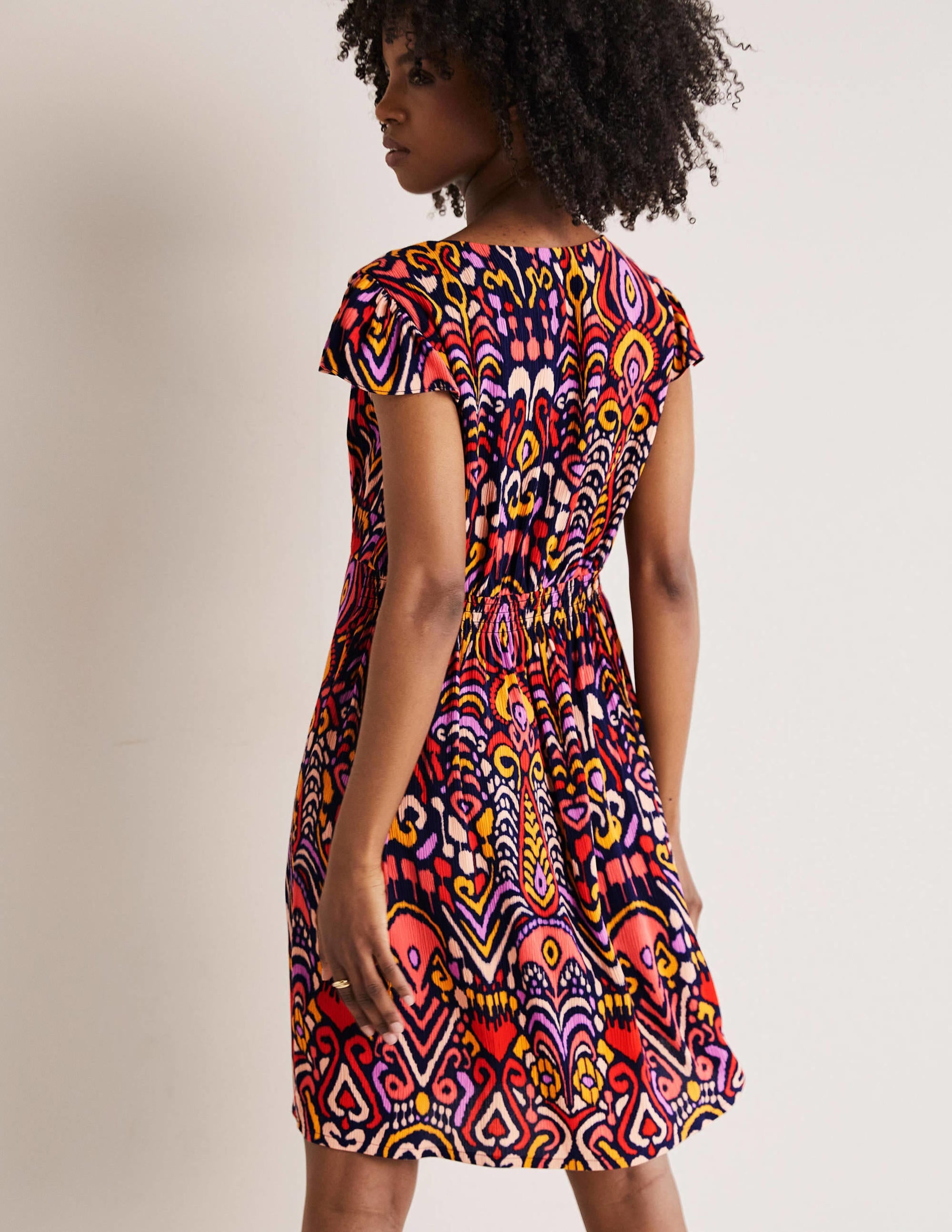 Grace Kleid mit Flatterärmeln-Navy, Ikat-Muster - Image 3