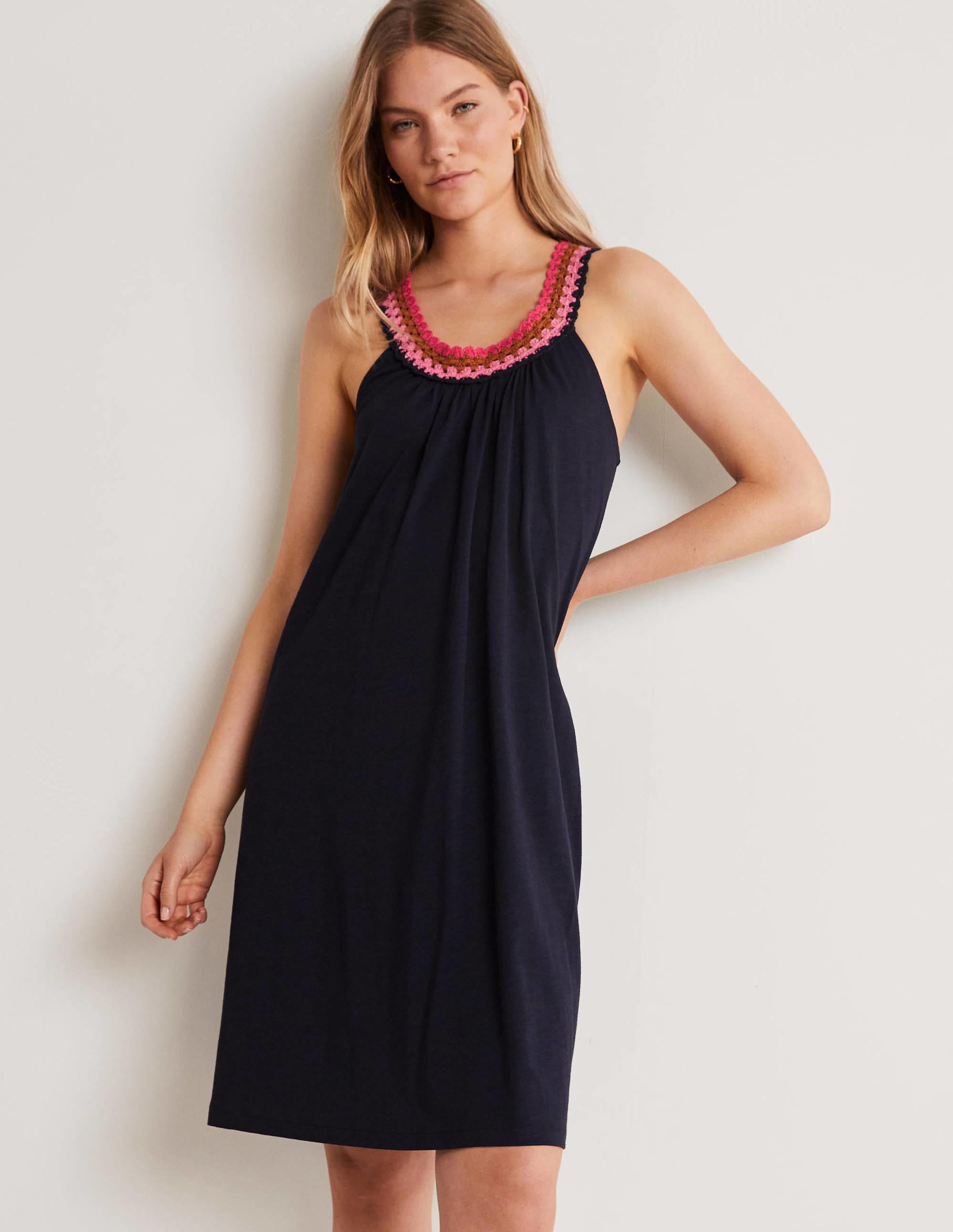Robe en jersey avec détail crocheté-Bleu marine - Image 4