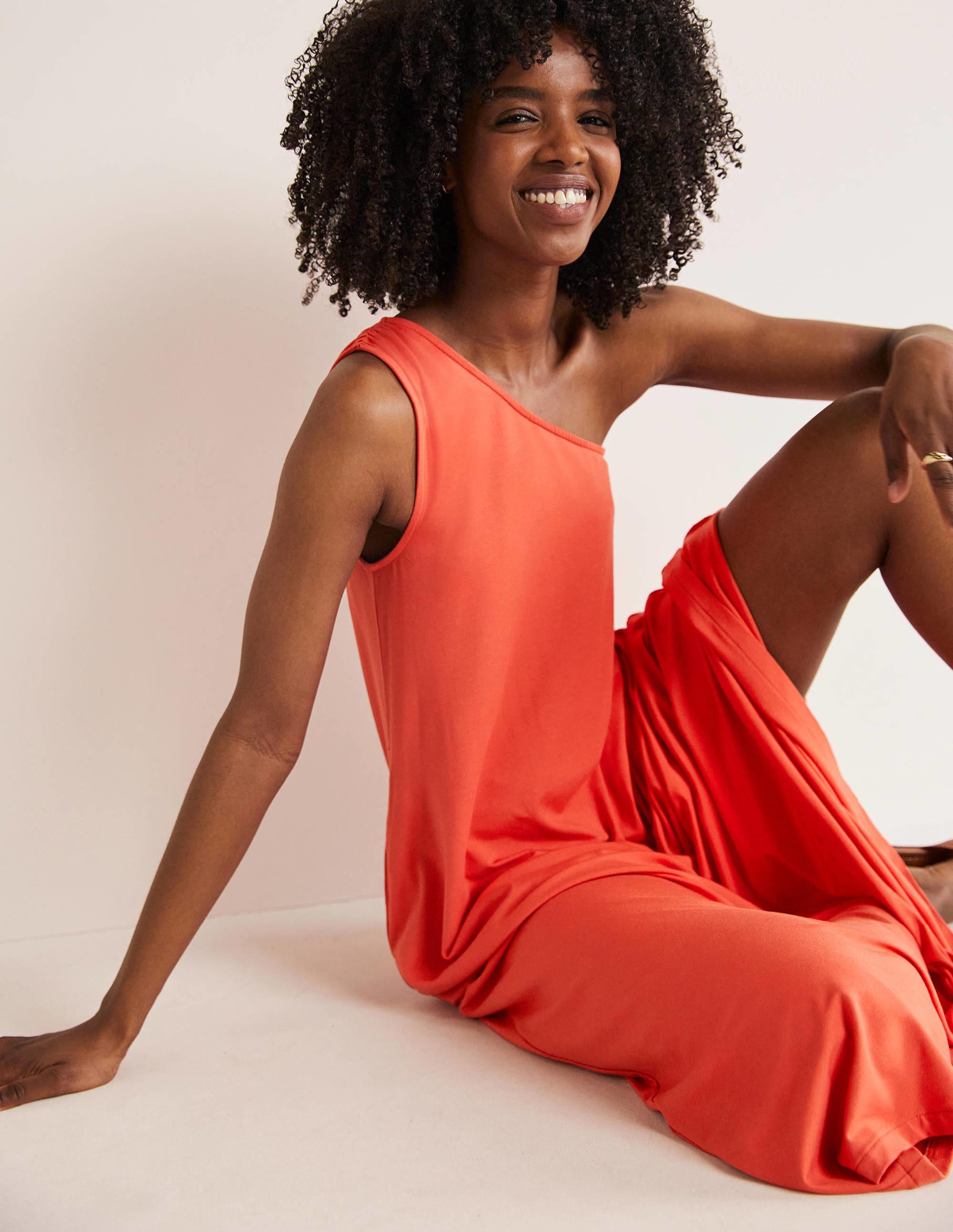 Robe midi asymétrique en jersey-Rouge cerise - Image 3