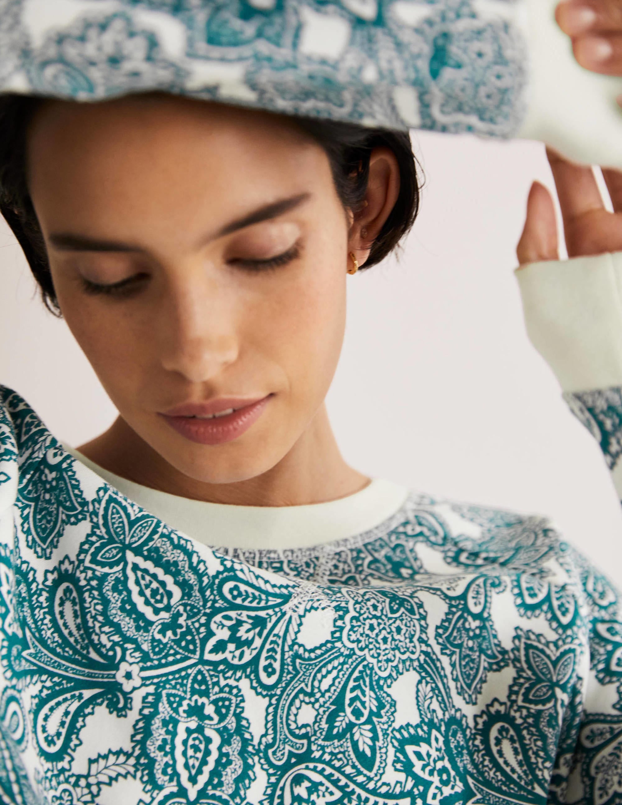 Sweat en coton imprimé-Baie de Chesapeake, motif Paisley Bud - Image 2