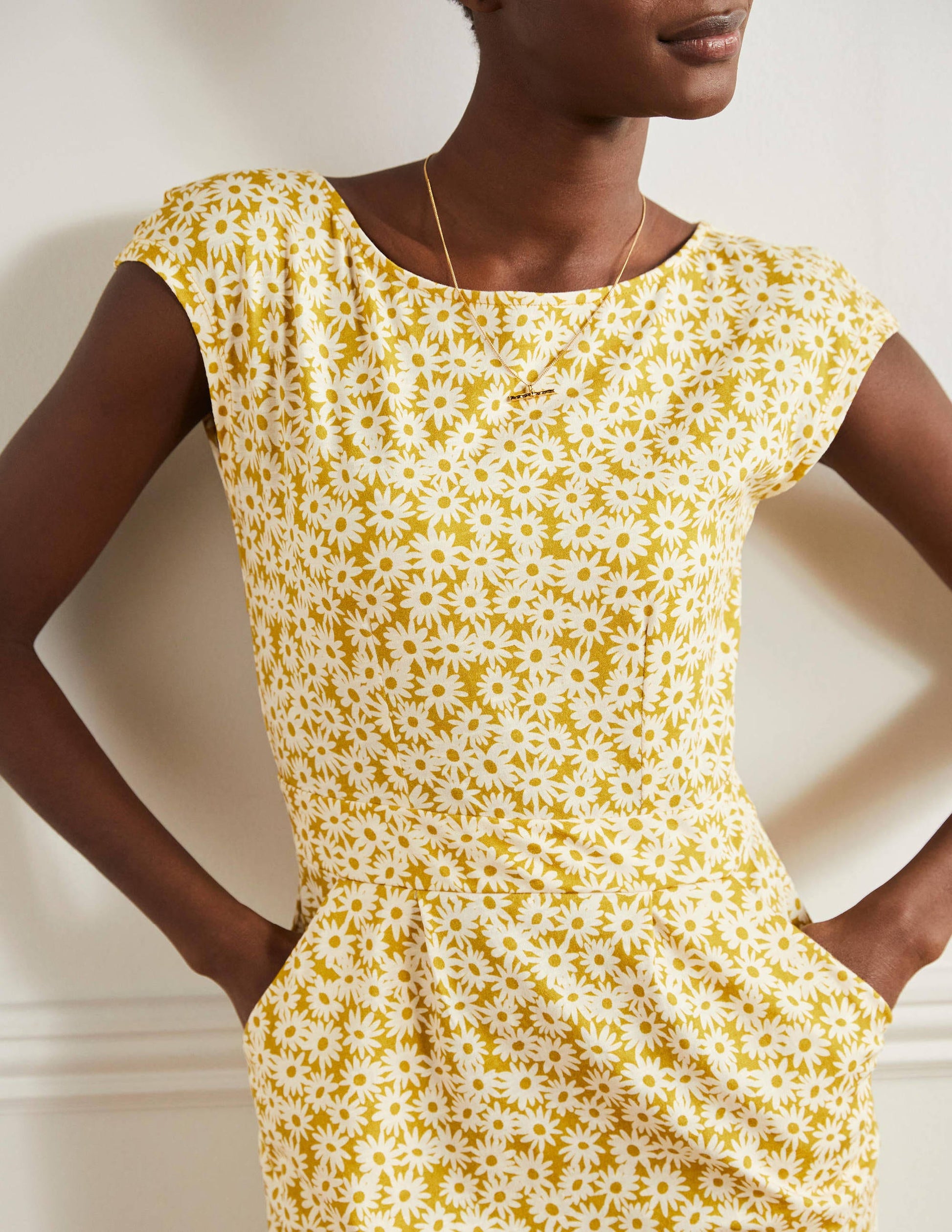 Florrie Jerseykleid-Olive Oil, Daisy Floral-2