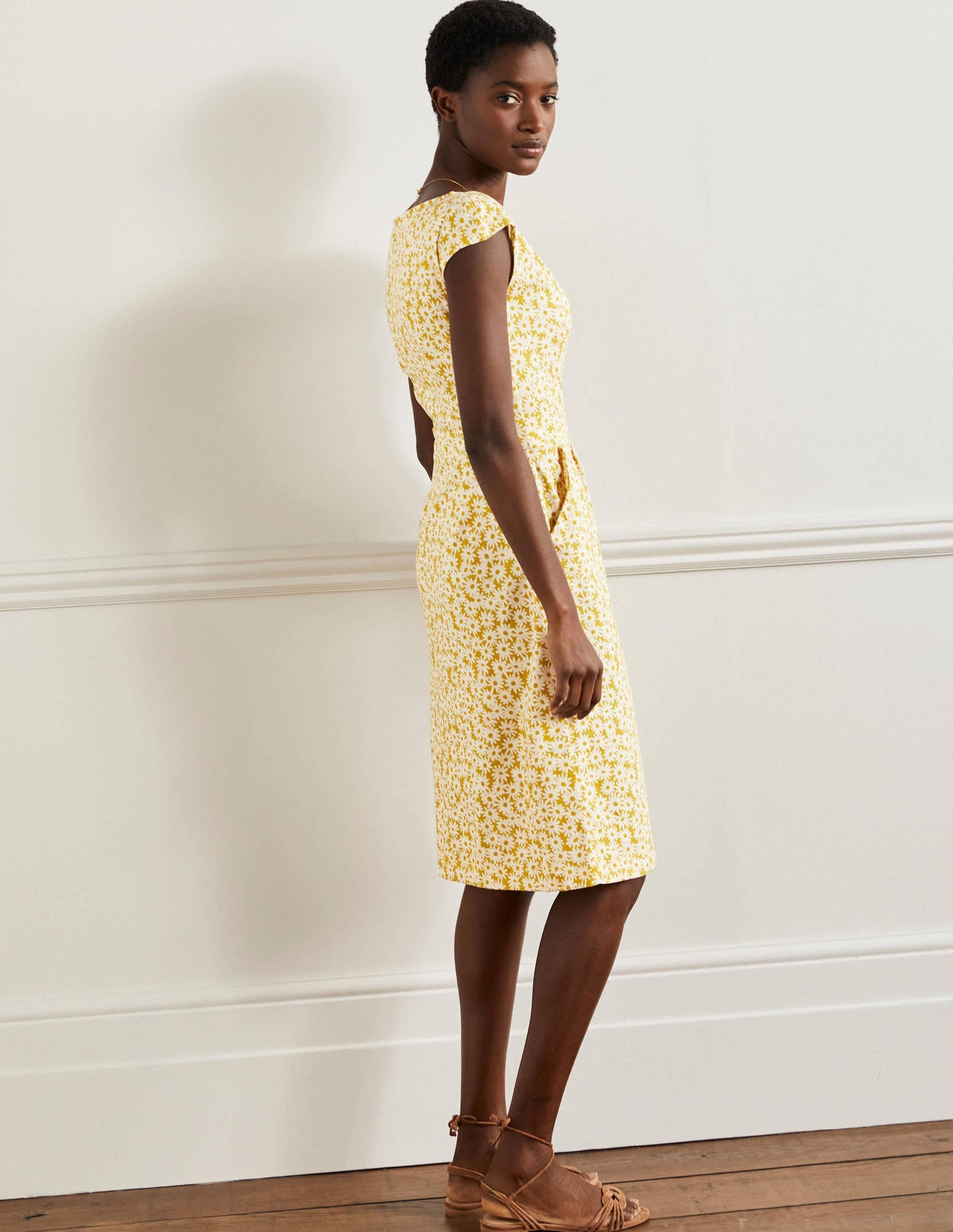 Florrie Jerseykleid-Olive Oil, Daisy Floral-3