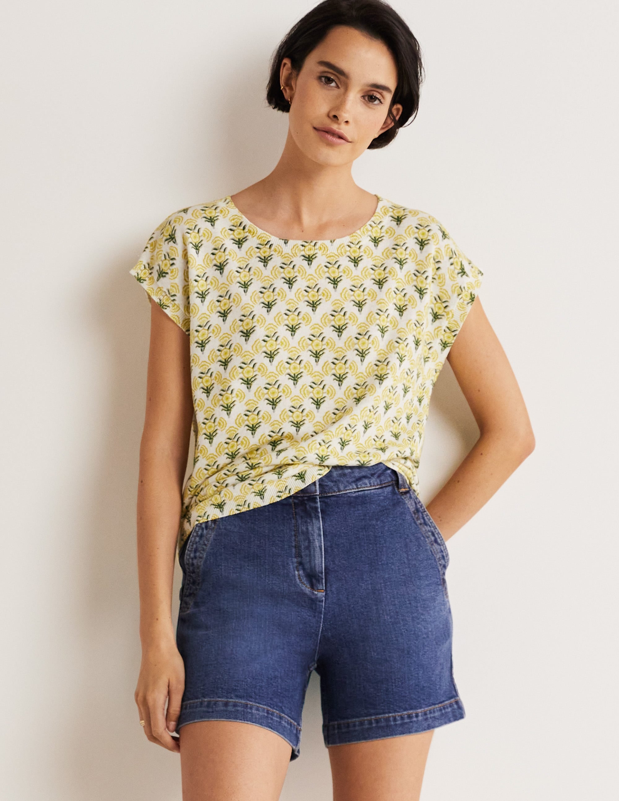 Gemustertes Stricktop mit Rundhalsausschnitt-Olivenölgelb, Geometrisches Blumenmuster - Image 1