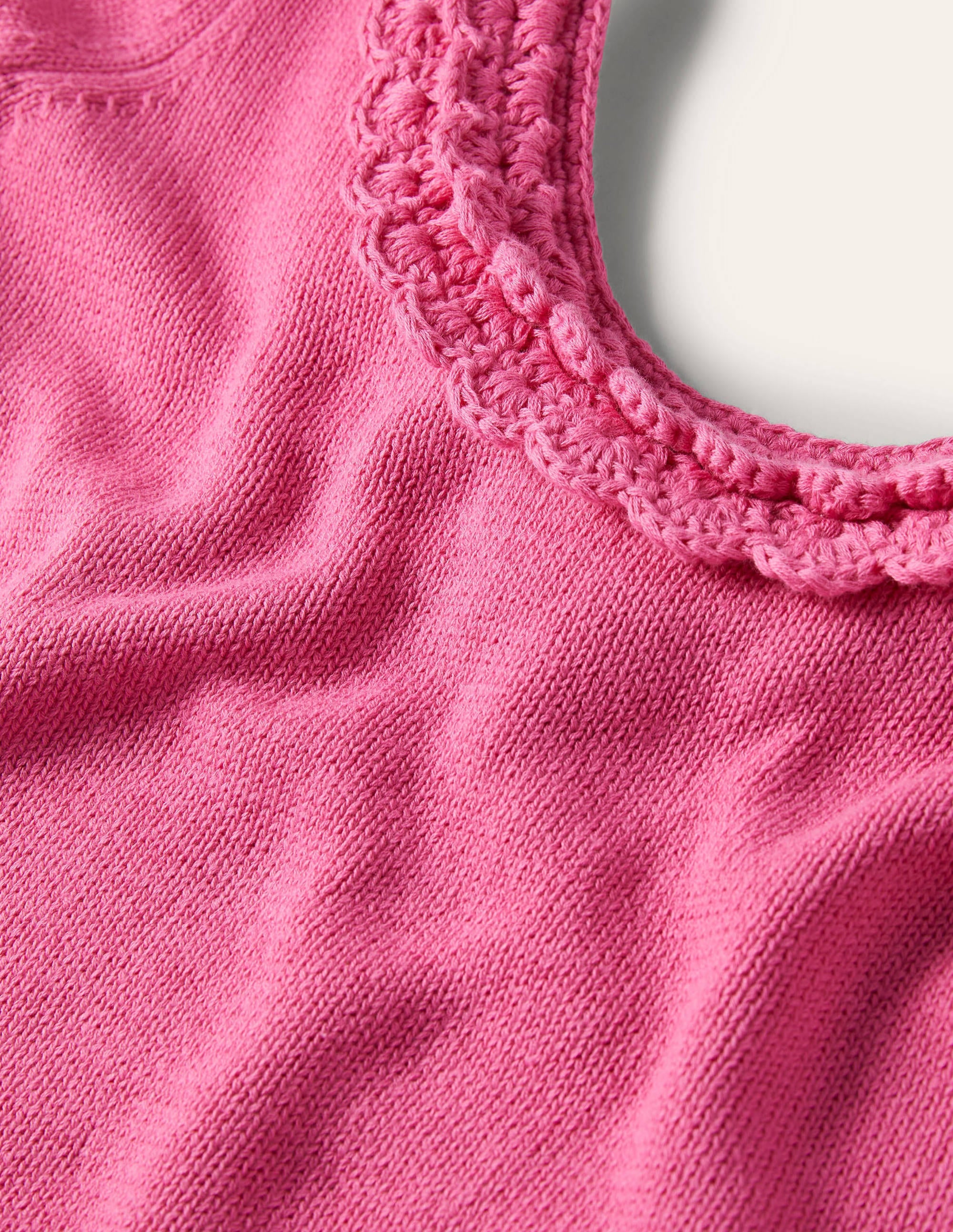 Strick-T-Shirt mit gehäkelter Muschelborte-Erdbeer-Daiquiri-Rosa - Image 5